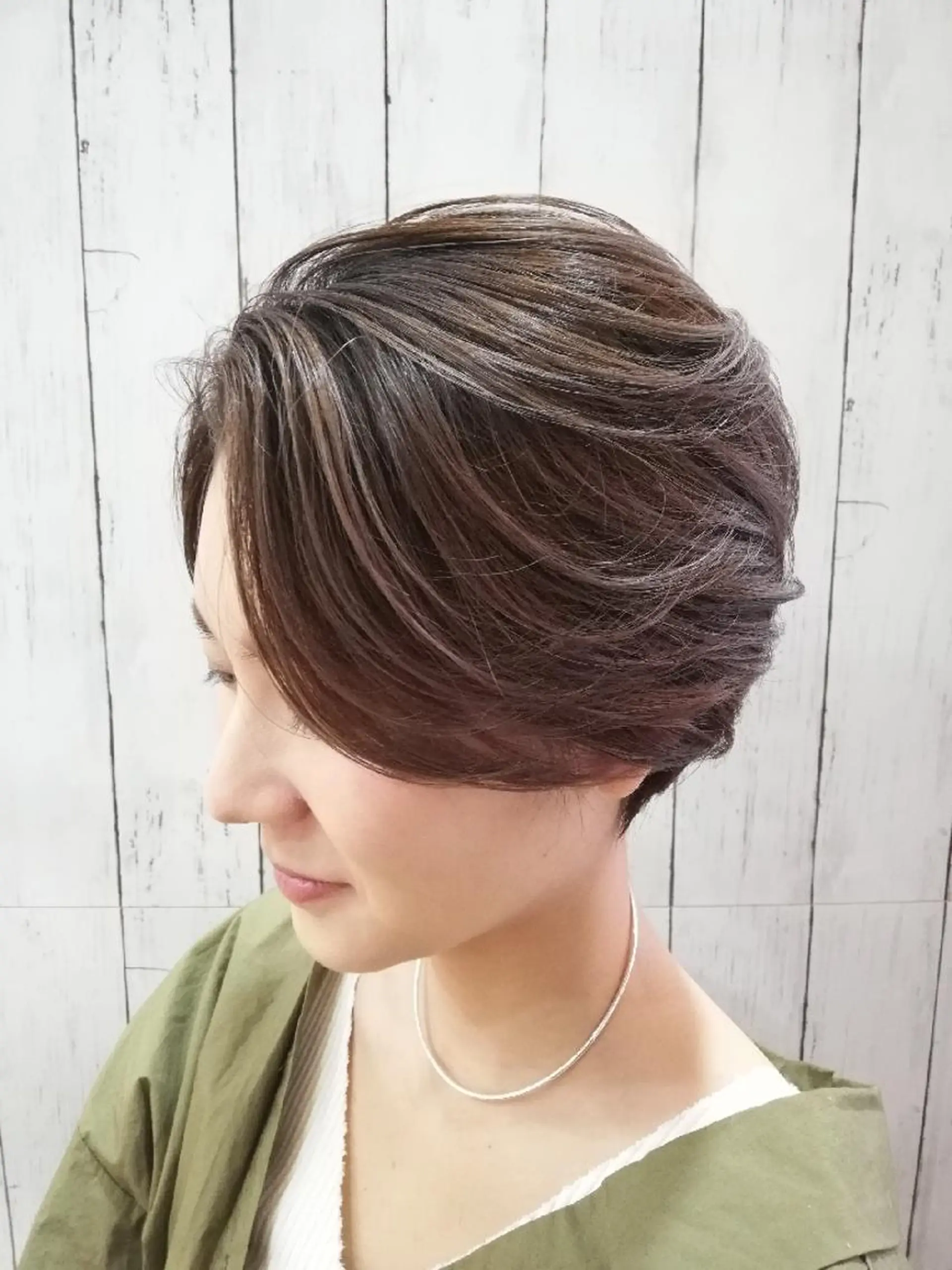 ショート カラー ショートボブ アッシュ バレイヤージュ ピンクカラー ピンクアッシュ 岩本 ヨシハルのヘアスタイル