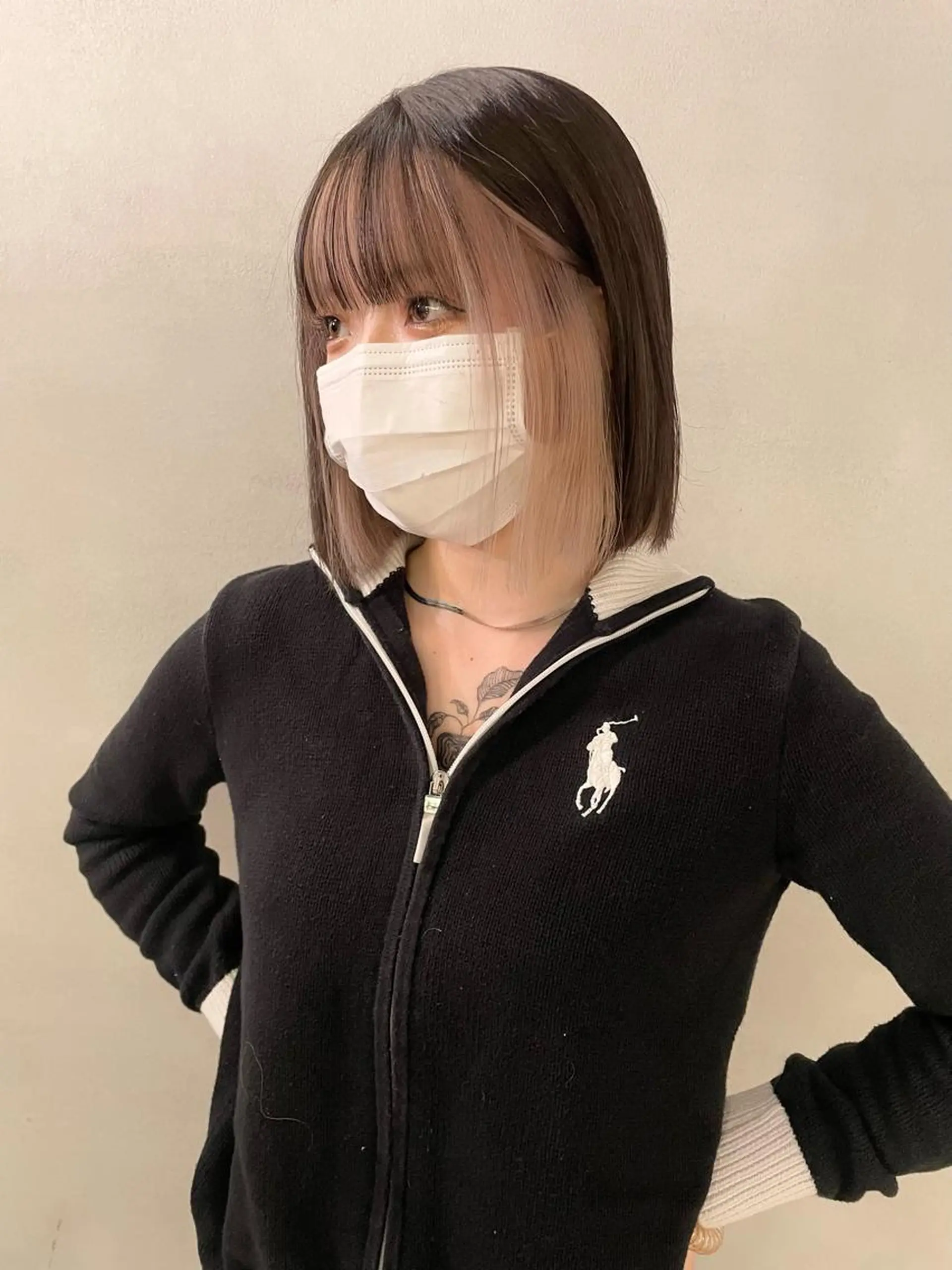 ミディアム カラー ベージュカラー ブリーチ ハイトーンカラー インナーカラー ホワイトベージュ ヘアカラー 心斎橋/ブリーチ minamiのヘアスタイル