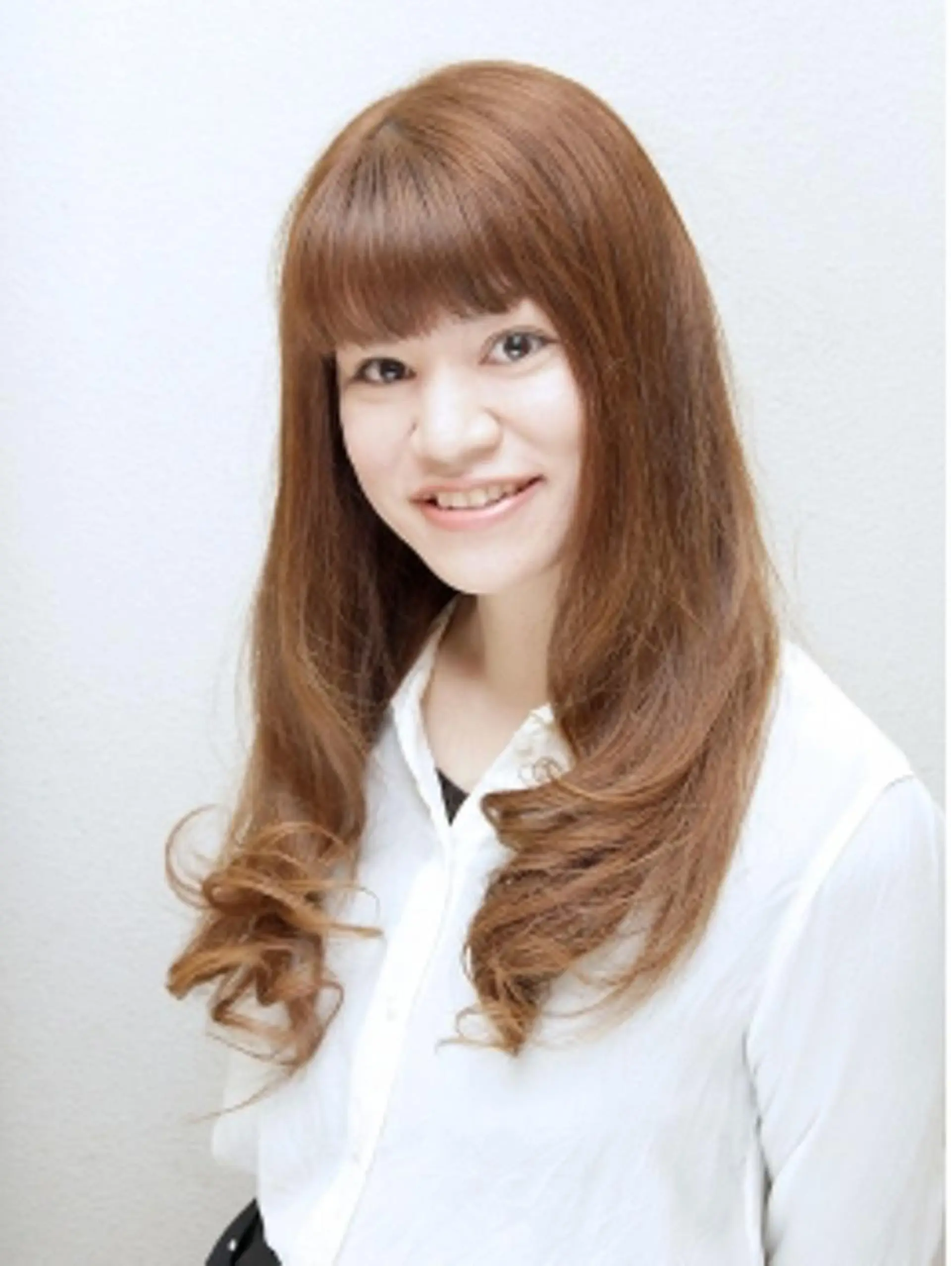 セミロング カラー カット ヘアカラー 香川 裕基のヘアスタイル