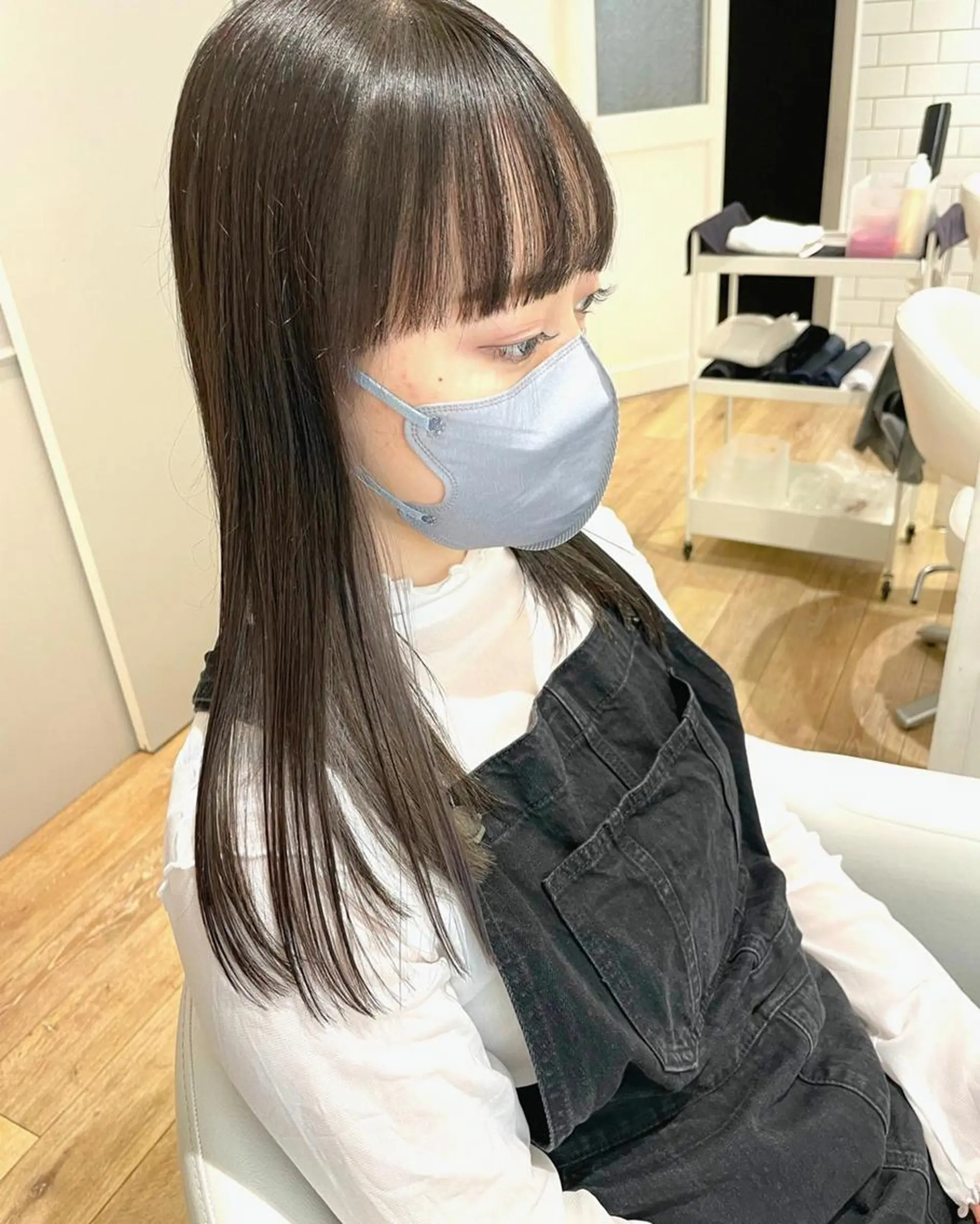 ミディアム カラー パーマ ヘアアレンジ メンズ キッズ ネイル マツエク・マツパ メンズインナーカラー インナーカラー シルバー シルバー 🫧垢抜けヘア🫧 SHIORIのヘアスタイル