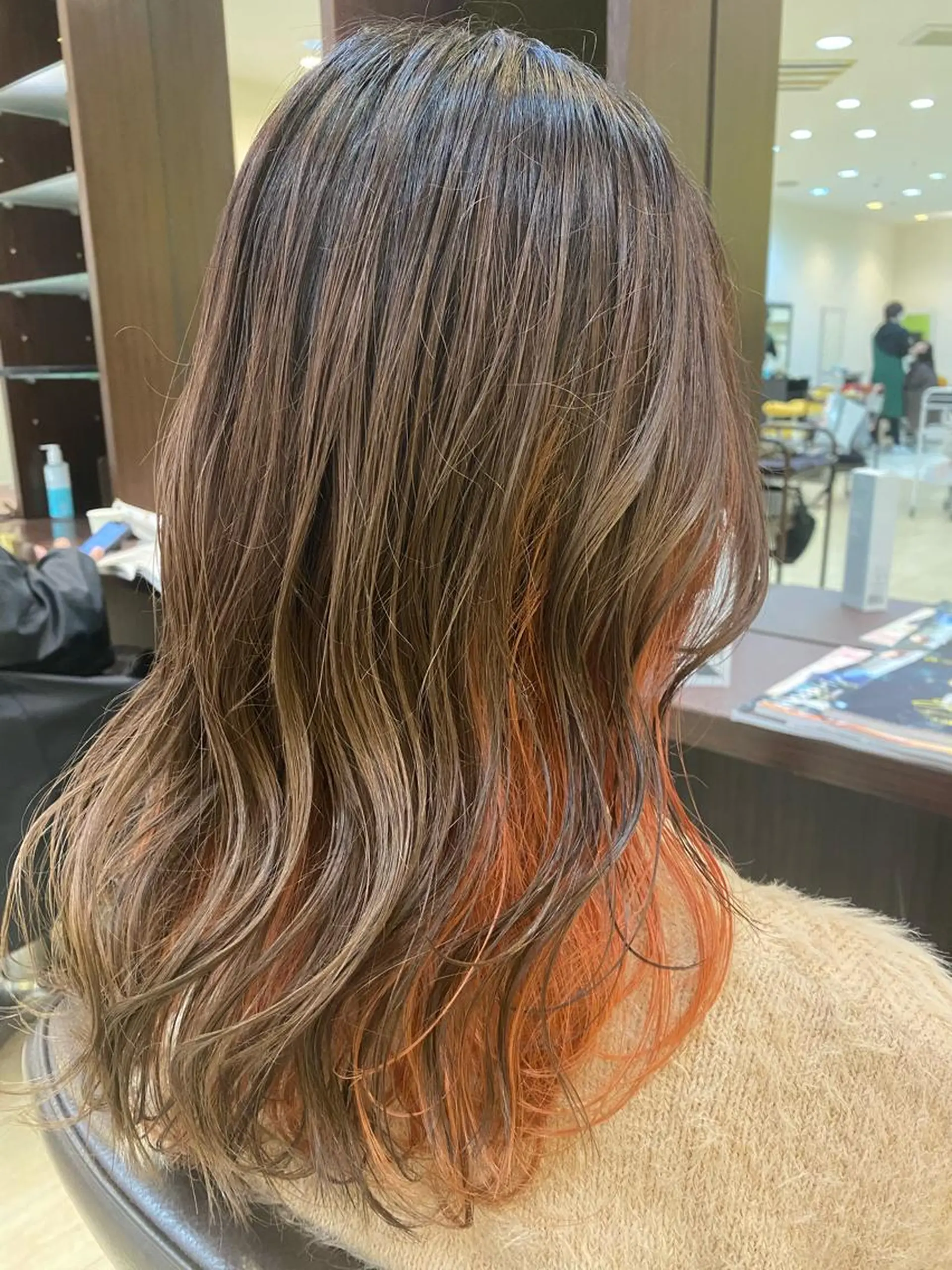 ミディアム カラー ベージュカラー オレンジ wa daのヘアスタイル