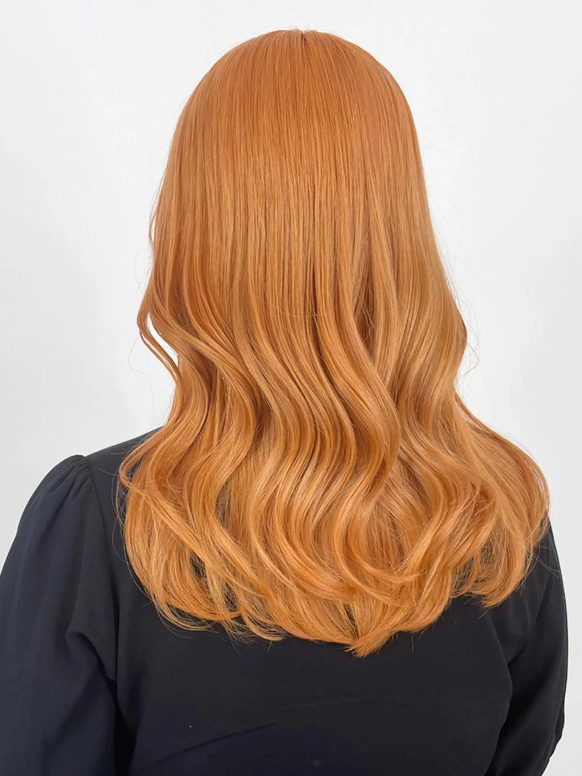 カラー ロング オレンジ ロング カット ヘアカラー トリートメント ITbyALBUM 中野店のヘアスタイル
