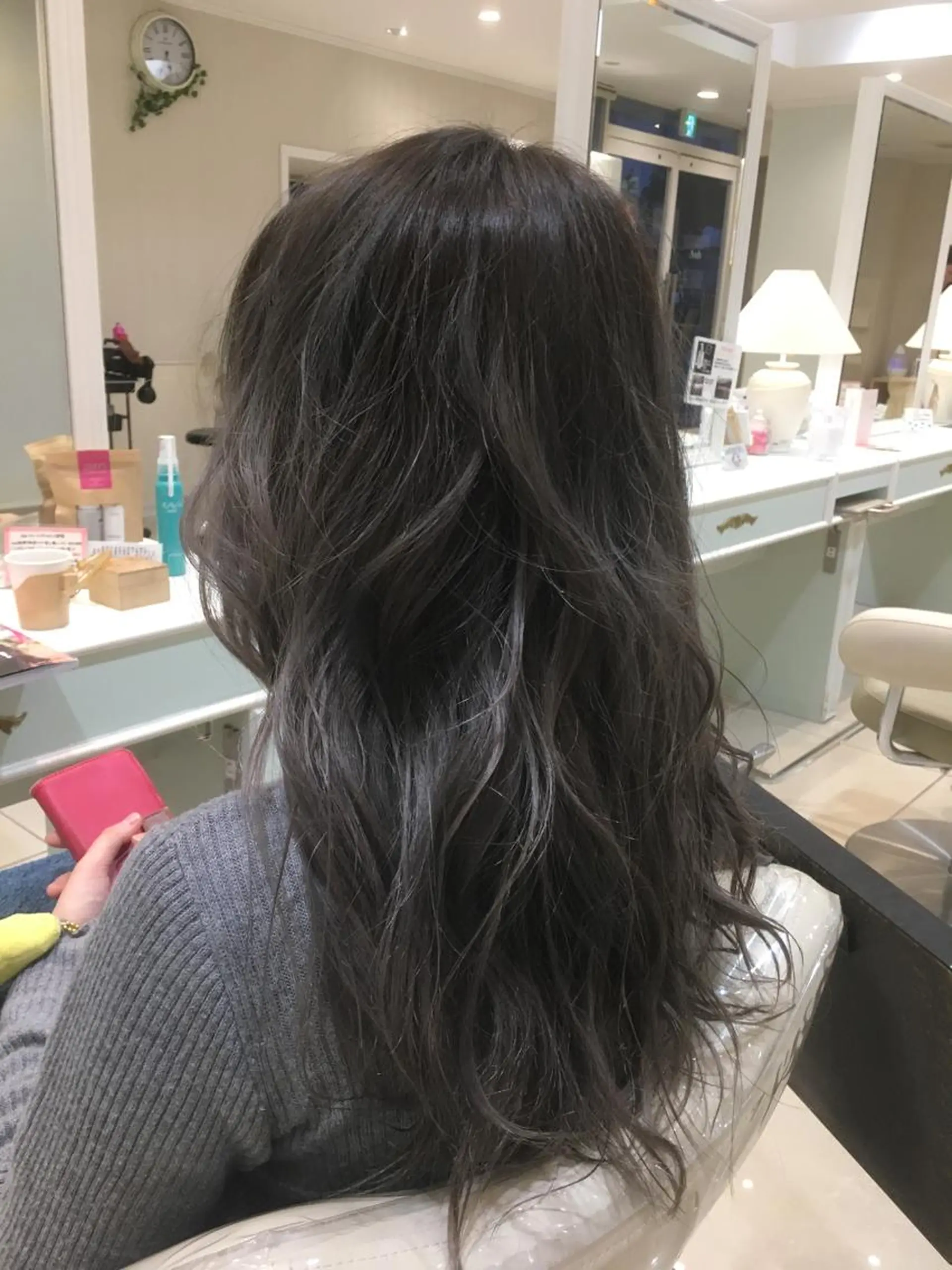 ロング パーマ 外国人風カラー ヘアカラー トリートメント ハイトーン/ブリーチ 山崎　悠次のヘアスタイル