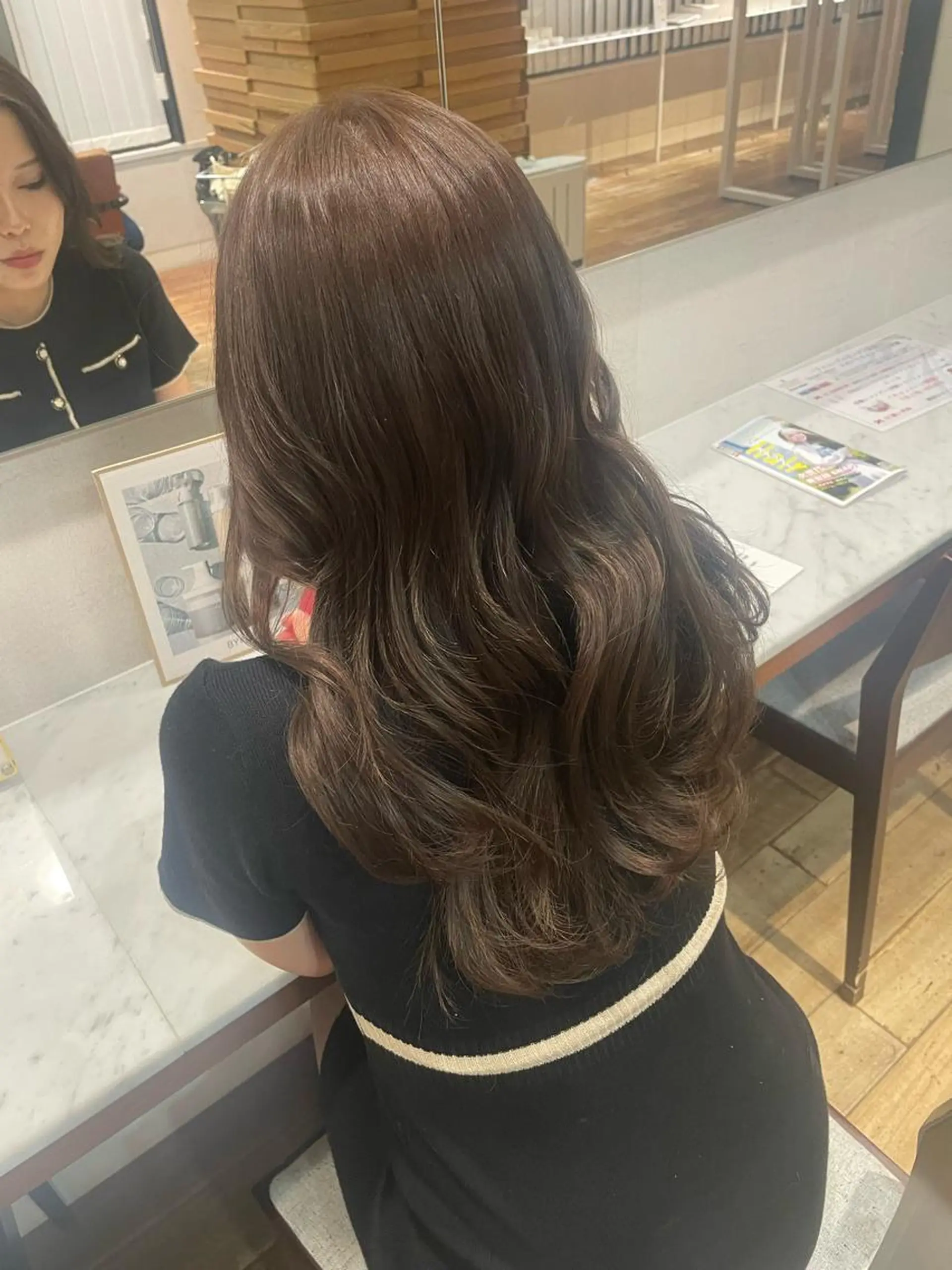 ロング 福間克徳/顔まわり /レイヤーカットのヘアスタイル