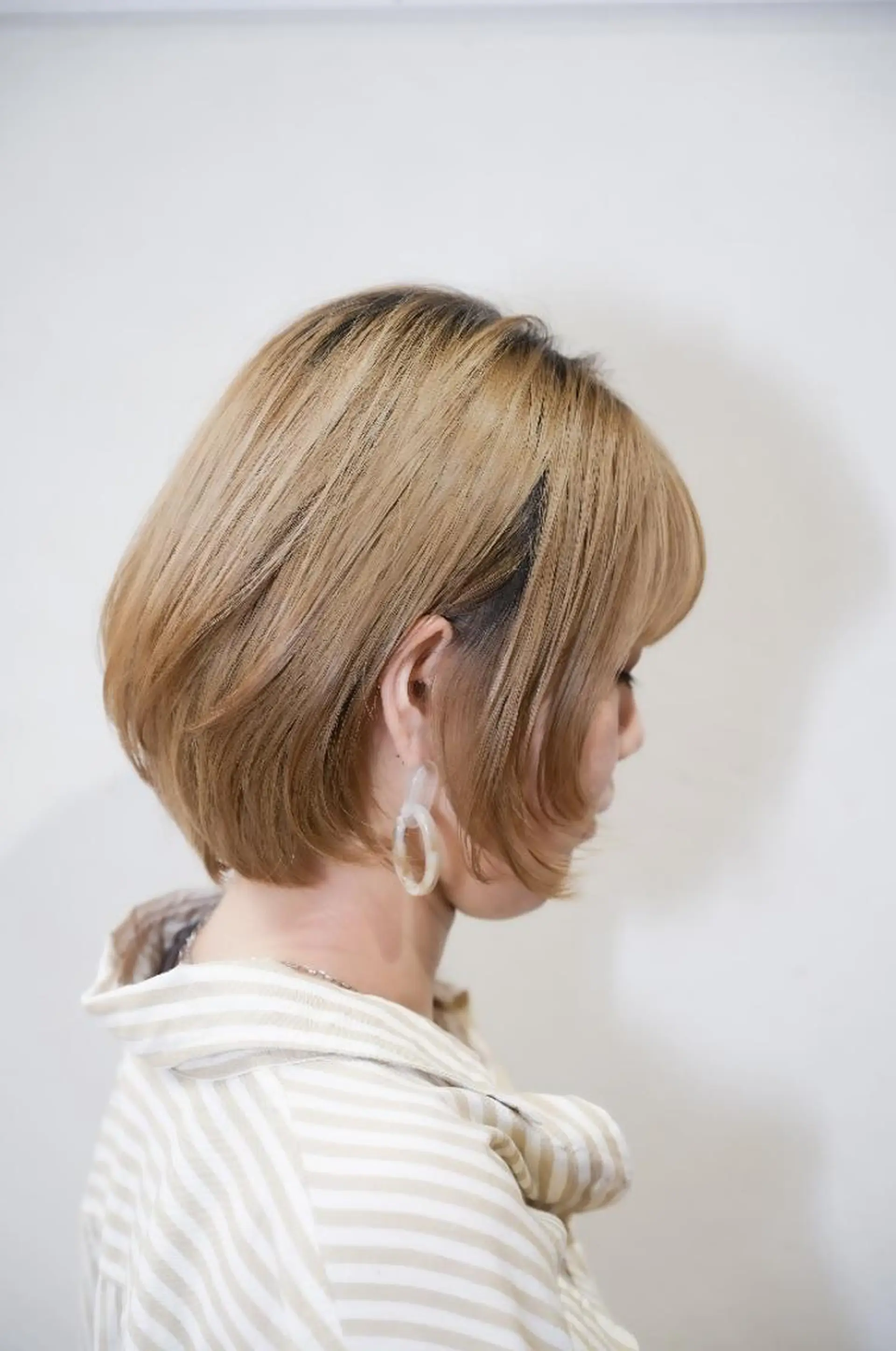 ショート ボブレイヤー ボブ レイヤーカット ローレイヤー 似合わせカット muk hair所属・muk hair篠村 髪質改善/完全個室のヘアスタイル