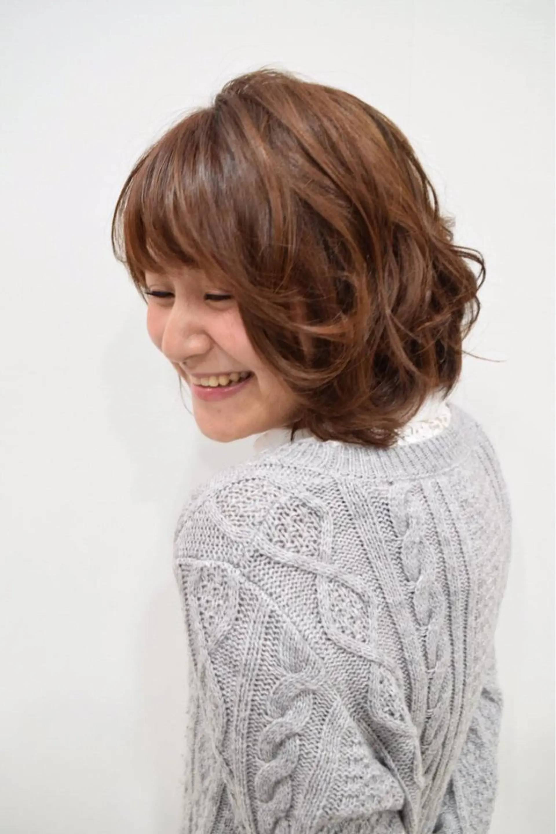 ショート カラー 佐山 聖玲奈のヘアスタイル
