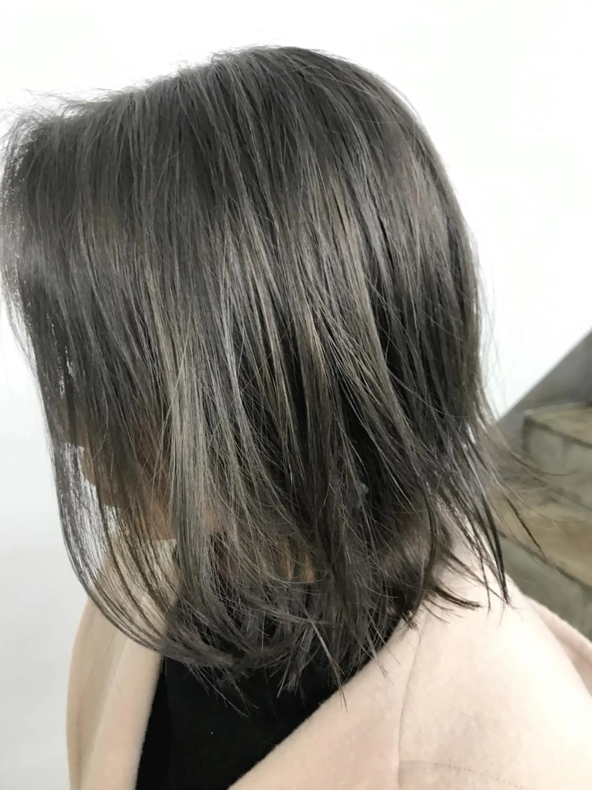 ショート カラー 透明感カラー ハイライトカラー ハイライト ヘアカラー Hair Craft.所属・岡崎 浩大のヘアスタイル