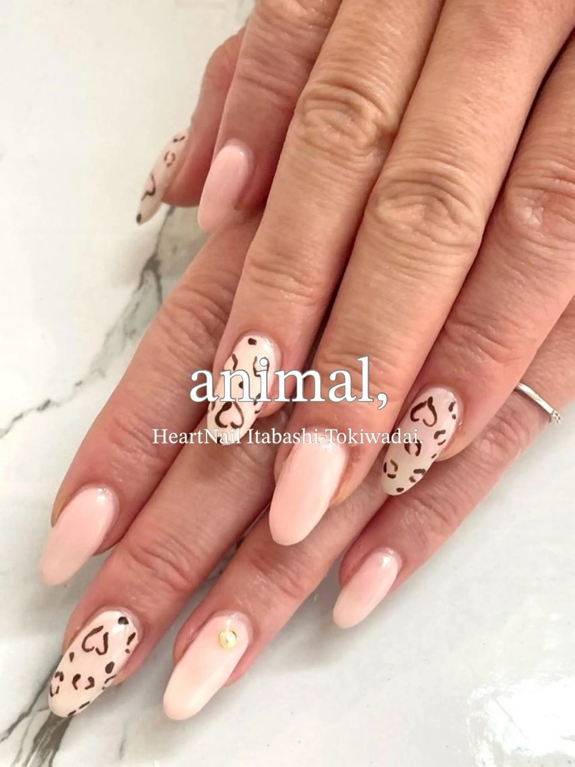 ネイル アートネイル ラメ(グリッター) ラメグラデーション マグネットネイル ワンカラーネイル ハンドネイル ハンドケア はあとねいる 板橋ときわ台店のネイルデザイン