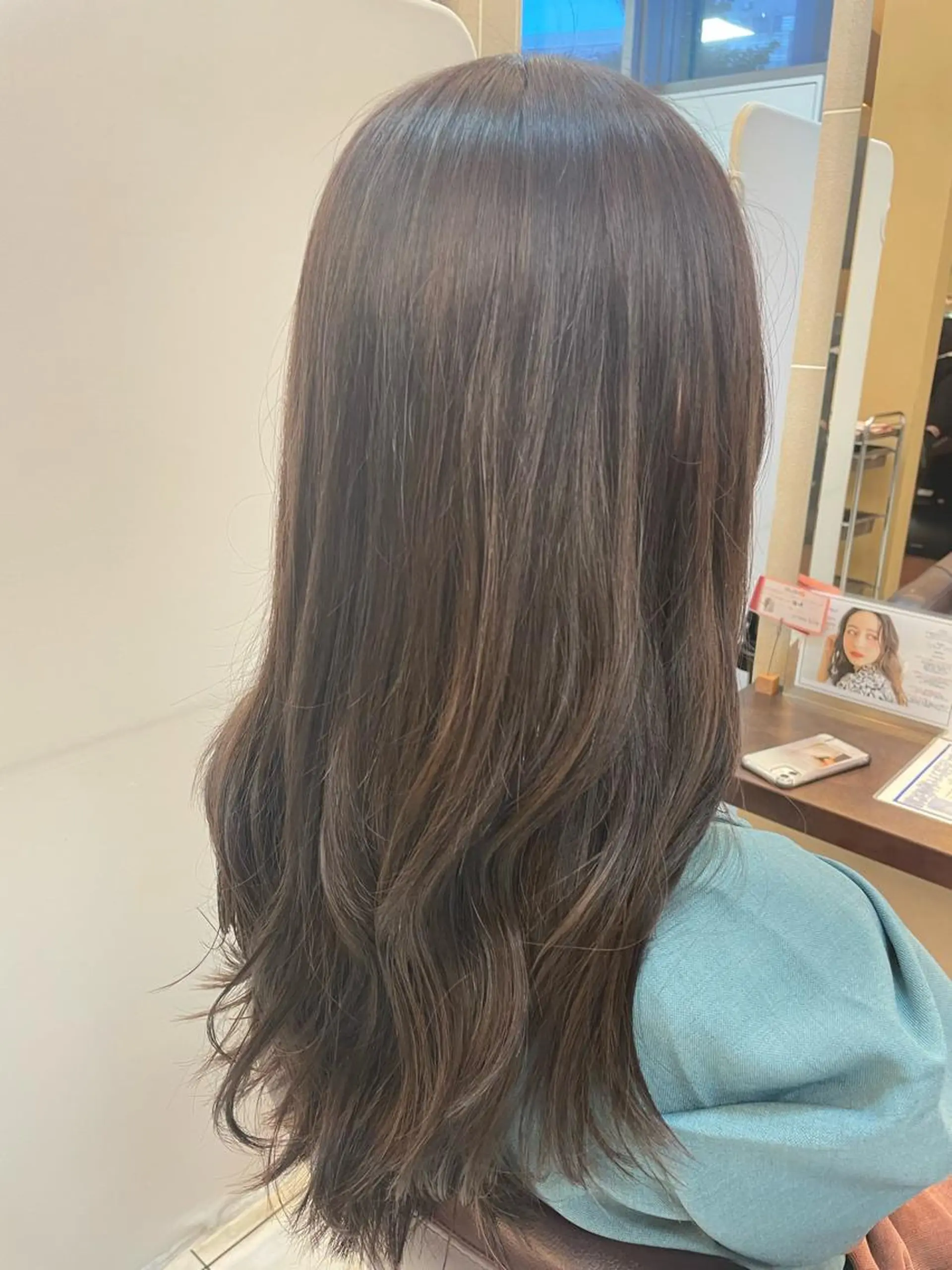 ロング カラー グレージュ カット ヘアカラー トリートメント 垢抜け透明感カラー 🌻篠崎あずさ🌻のヘアスタイル