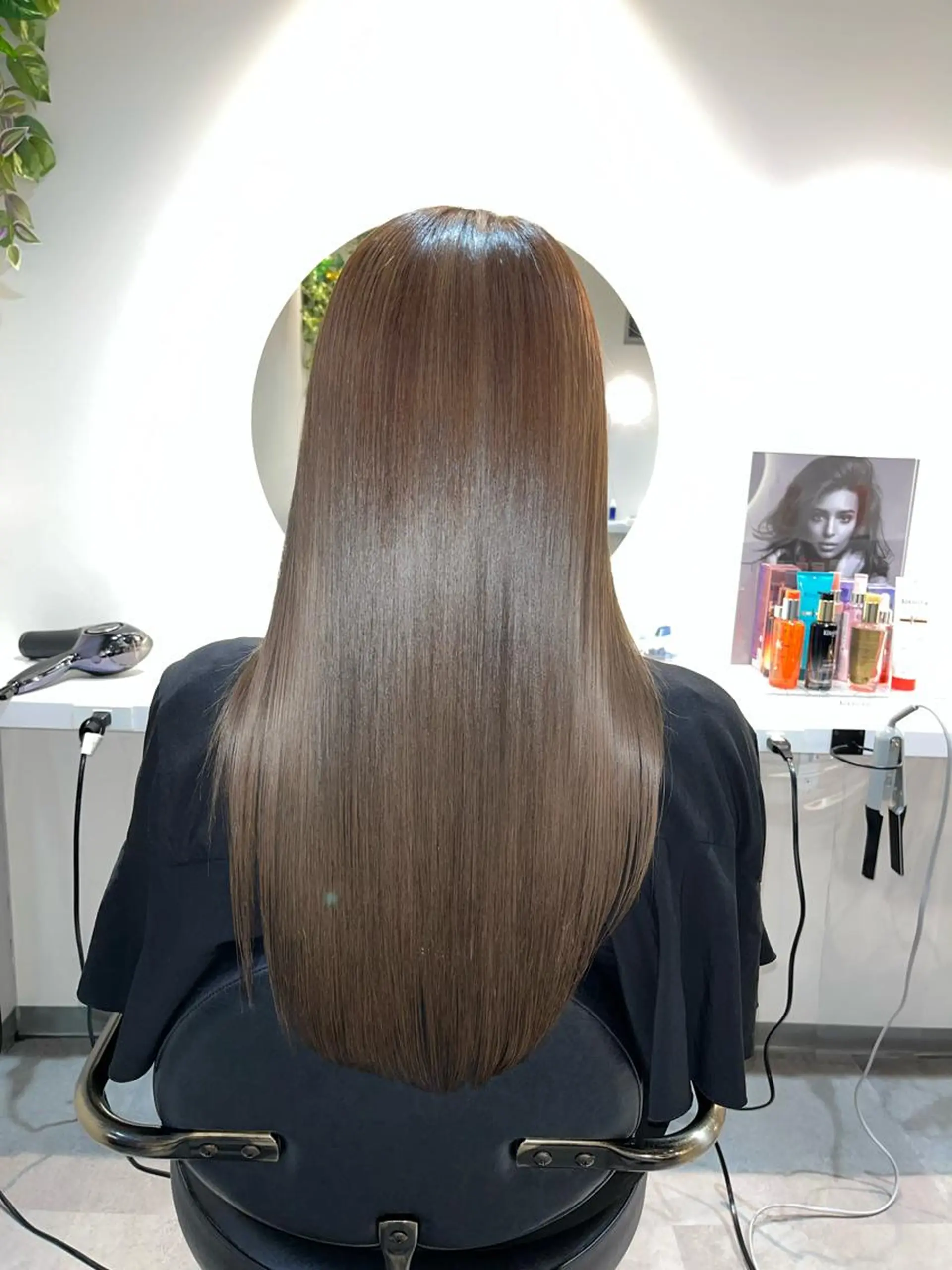 ロング bloom296 富里所属・🫧透明感カラー🫧 ロン毛美容師のヘアスタイル