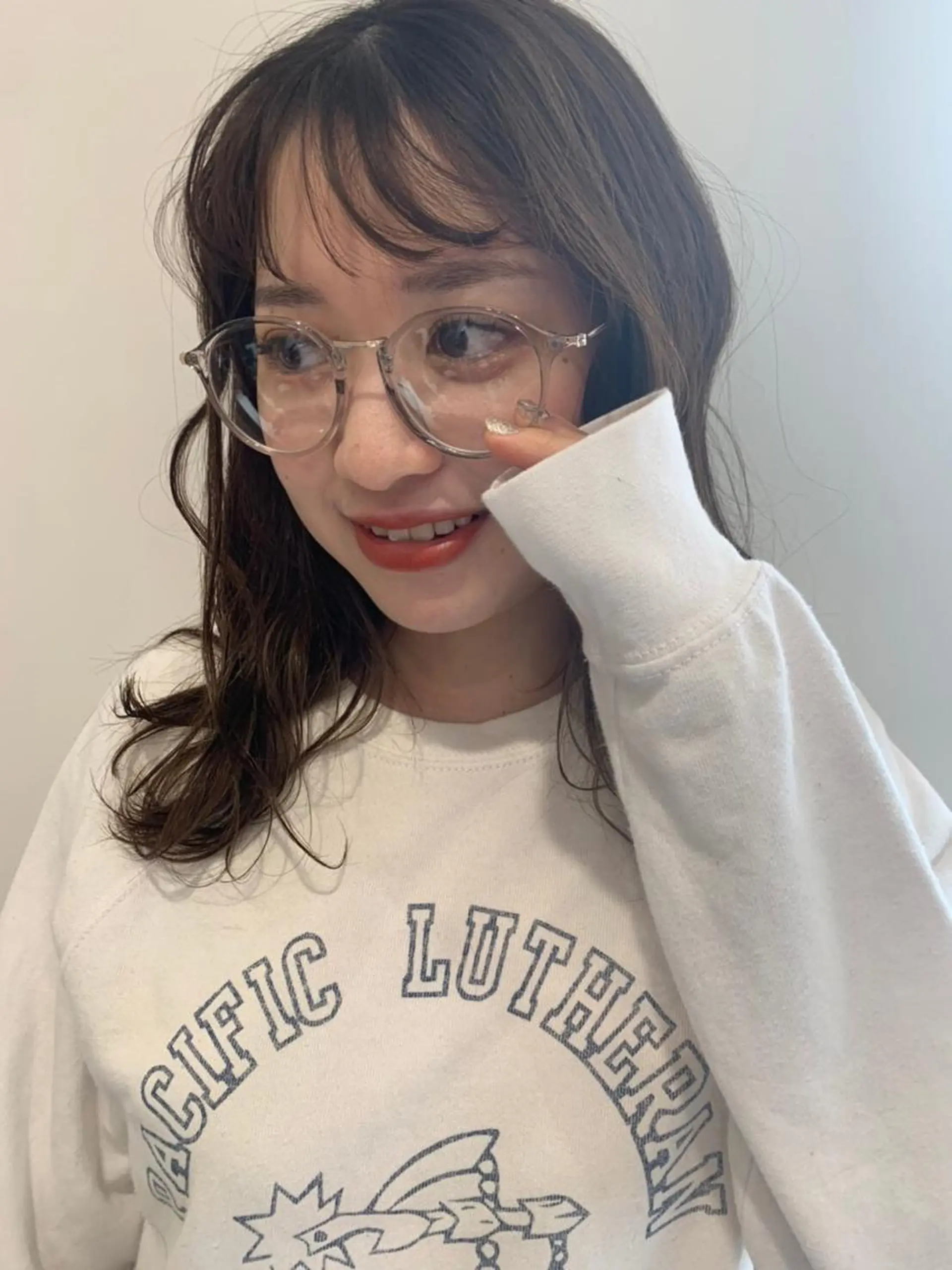 ミディアム カラー CEINE+ officialのヘアスタイル