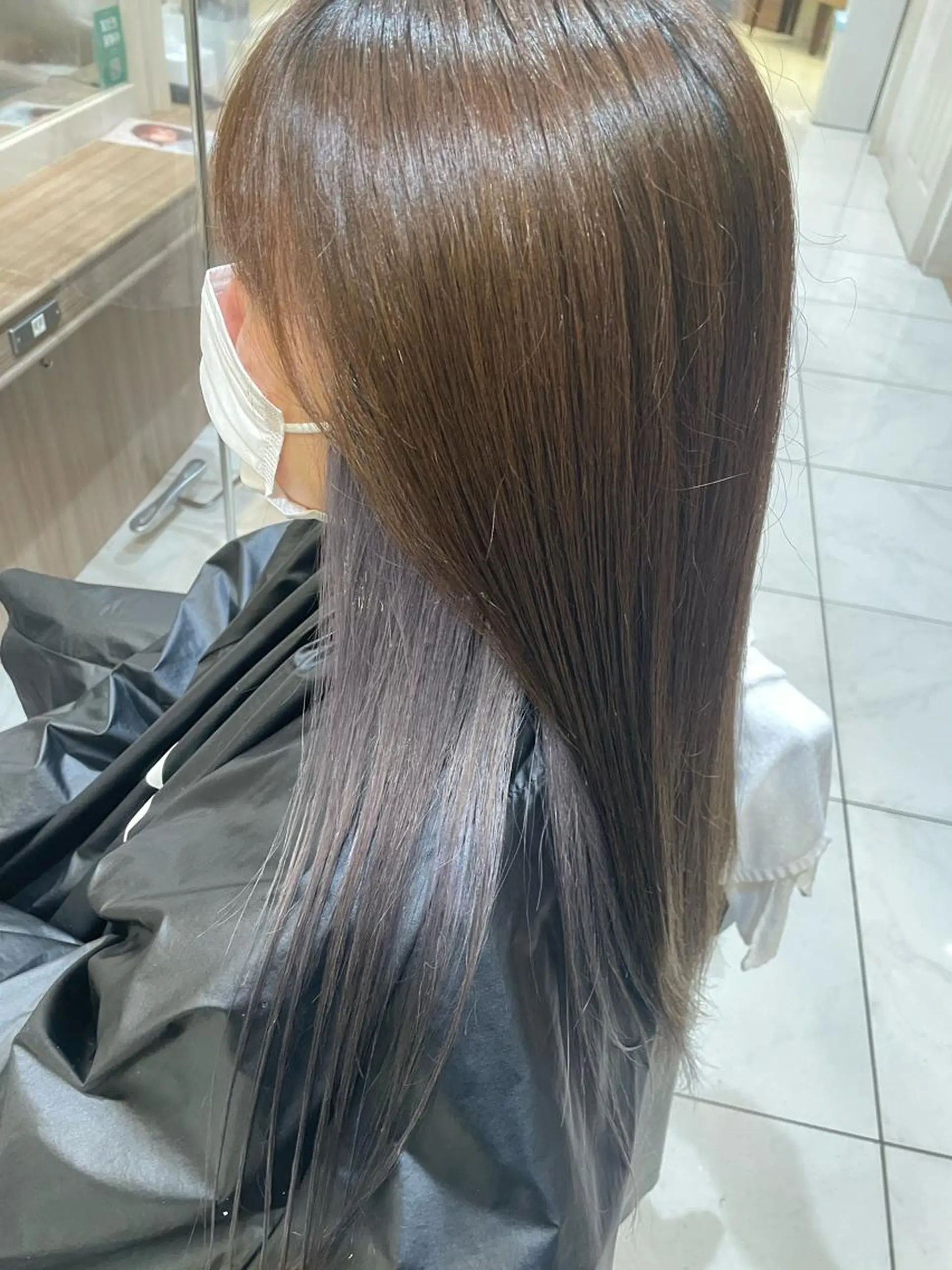 ロング カラー インナーカラー シルバー CUT  STUDIO 141所属・渡部 恭子のヘアスタイル