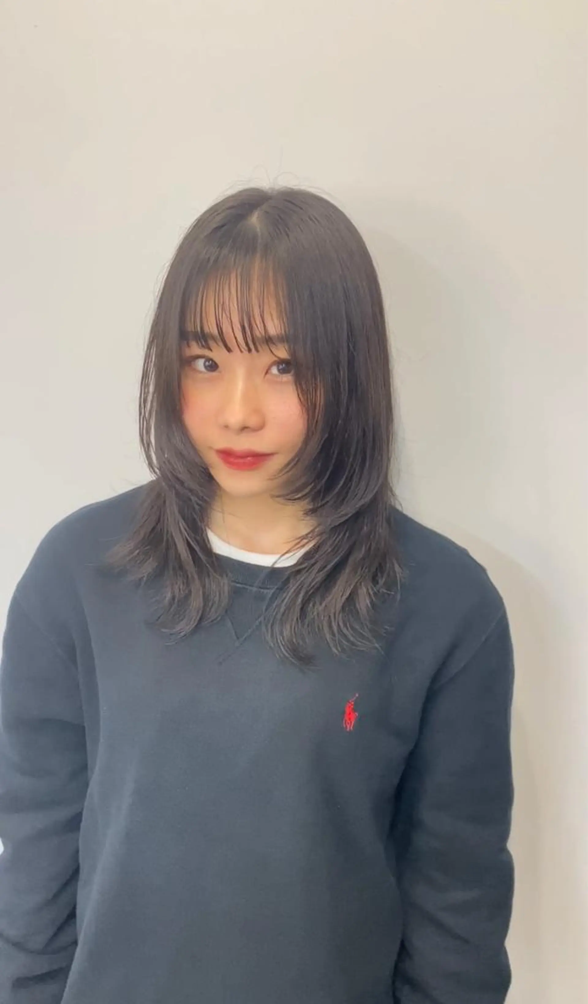 ミディアム 似合わせカット ウルフカット カット sunc所属・レイヤーカット ワンホンヘアそうたのヘアスタイル