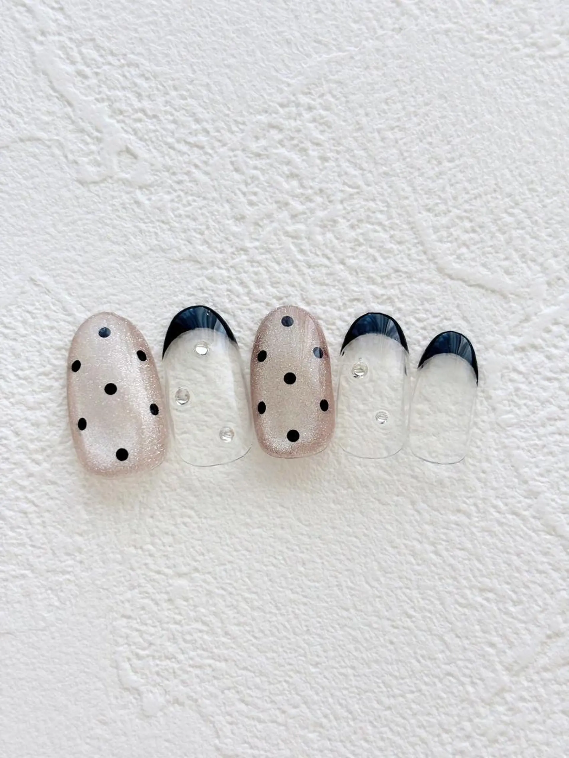 ネイル Reline まつげ、ネイルのマツエク・マツパデザイン