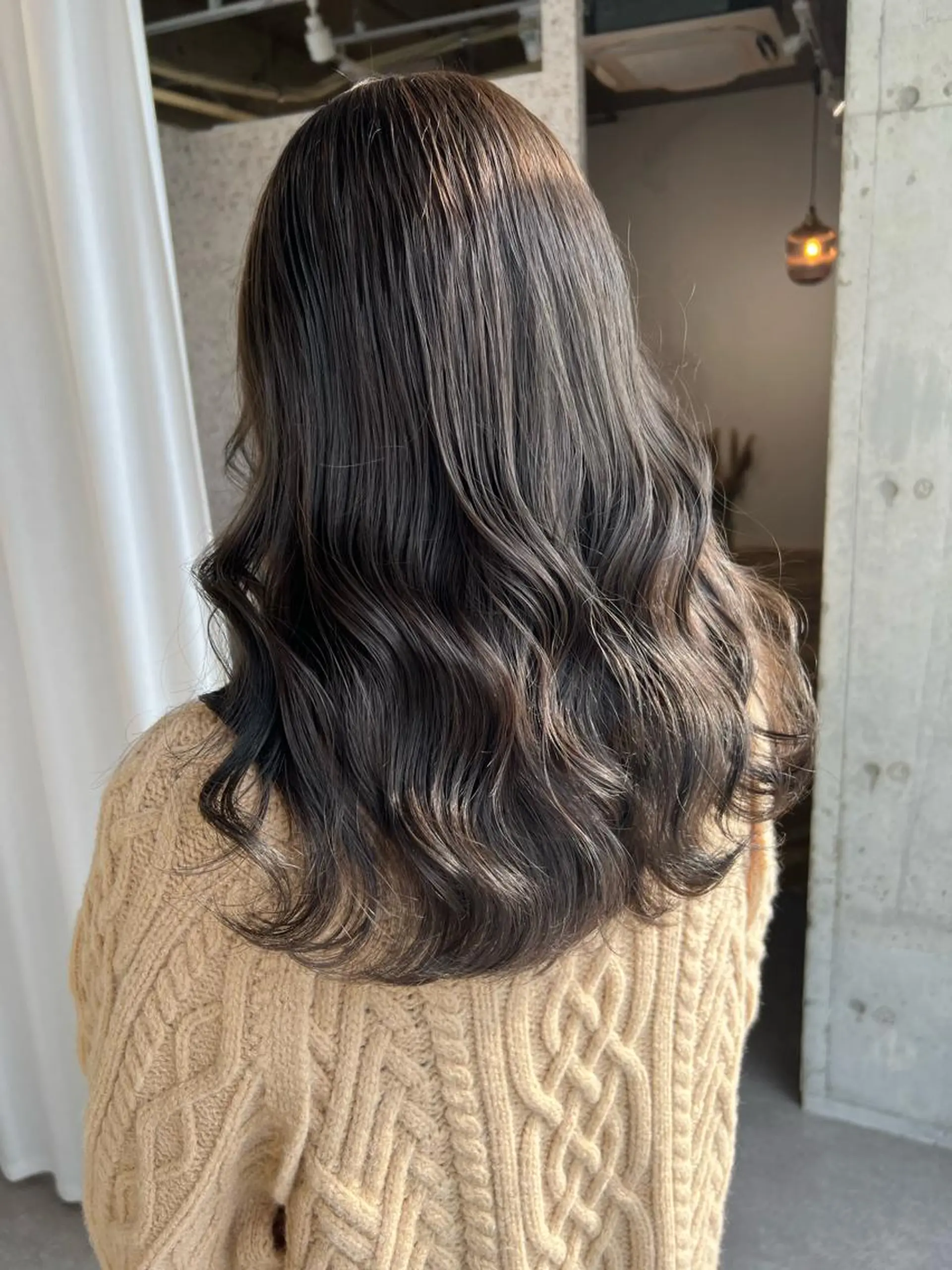 セミロング カラー バレイヤージュ ブリーチ ケアブリーチ グレージュ ハイライトカラー カット ヘアカラー トリートメント lani 天神大名/ブリーチのヘアスタイル