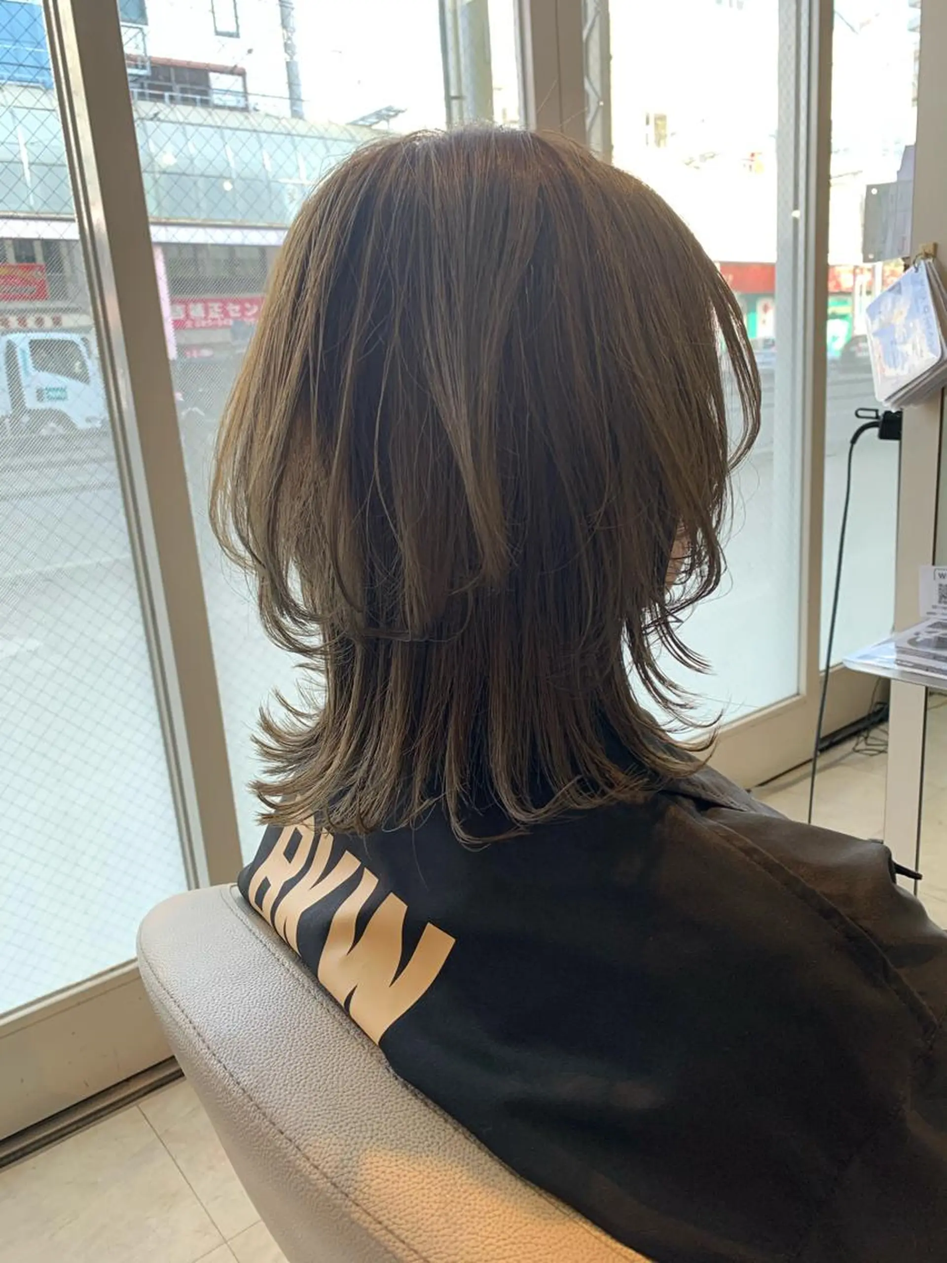 ミディアム ウルフカット トリートメント 本田 卓也のヘアスタイル