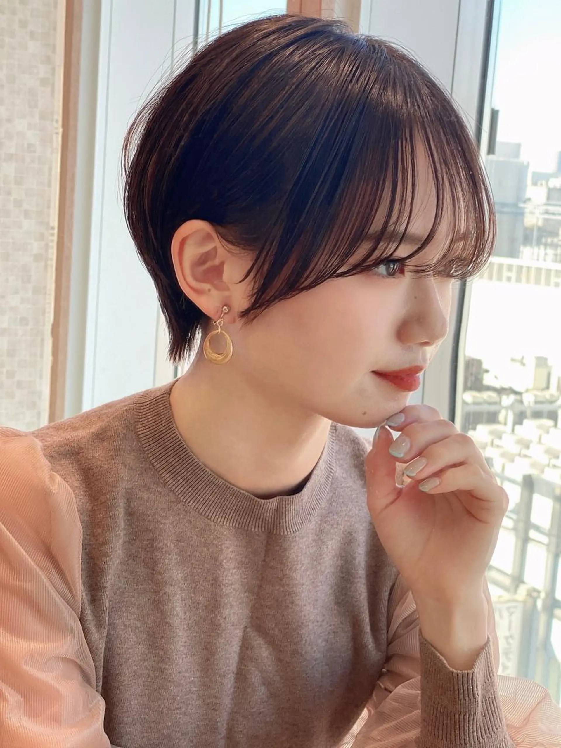 ショート 切りっぱなしボブ ショートボブ ハンサムショート 丸みショート アッシュ カット ショート、ボブの神✨ 峯朋也✂︎✨のヘアスタイル