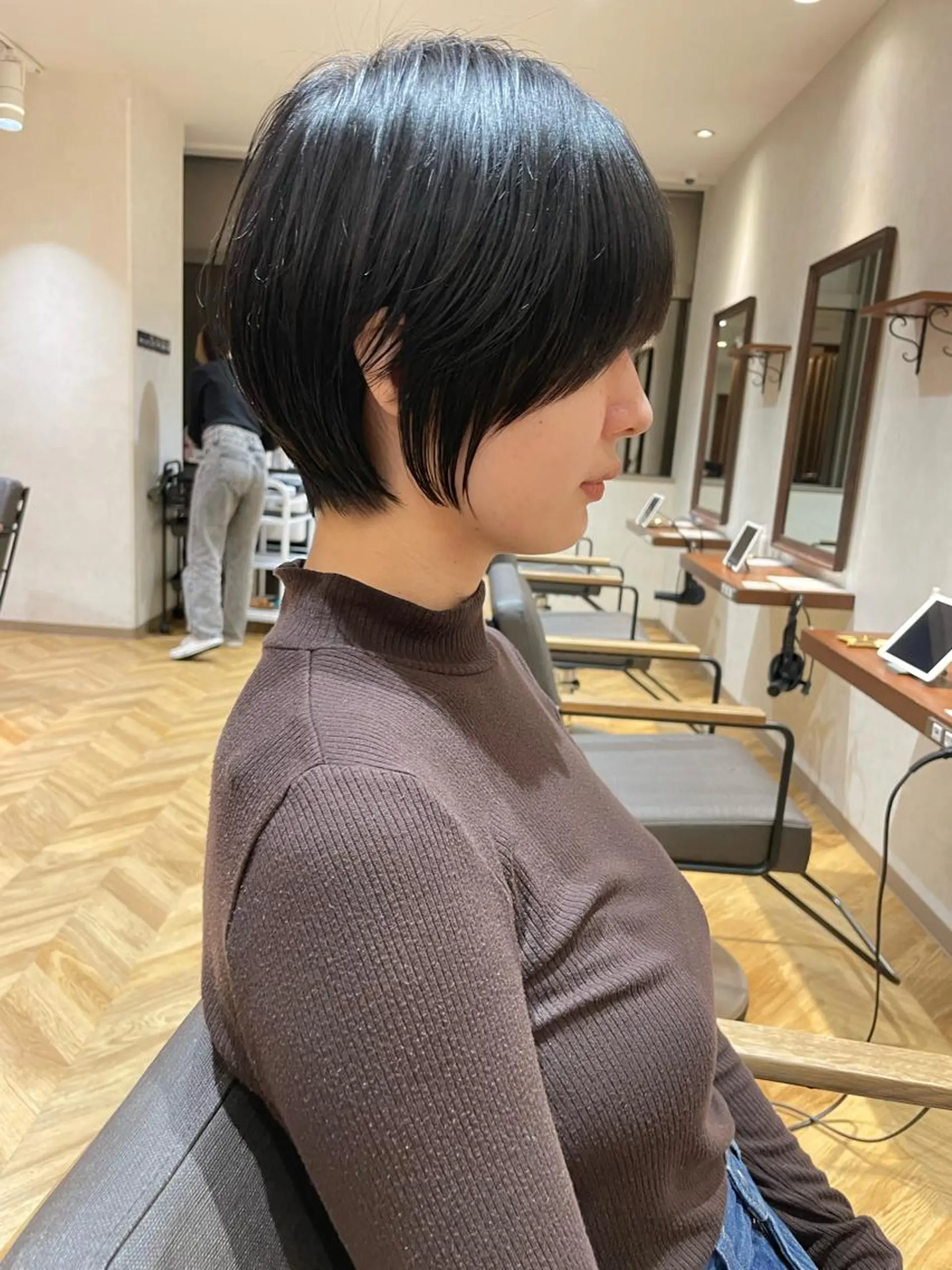 ショート ショートボブ ボブ 顔周りカット ショートヘア 小顔カット 💛ブリーチ&カット LEON🩶のヘアスタイル