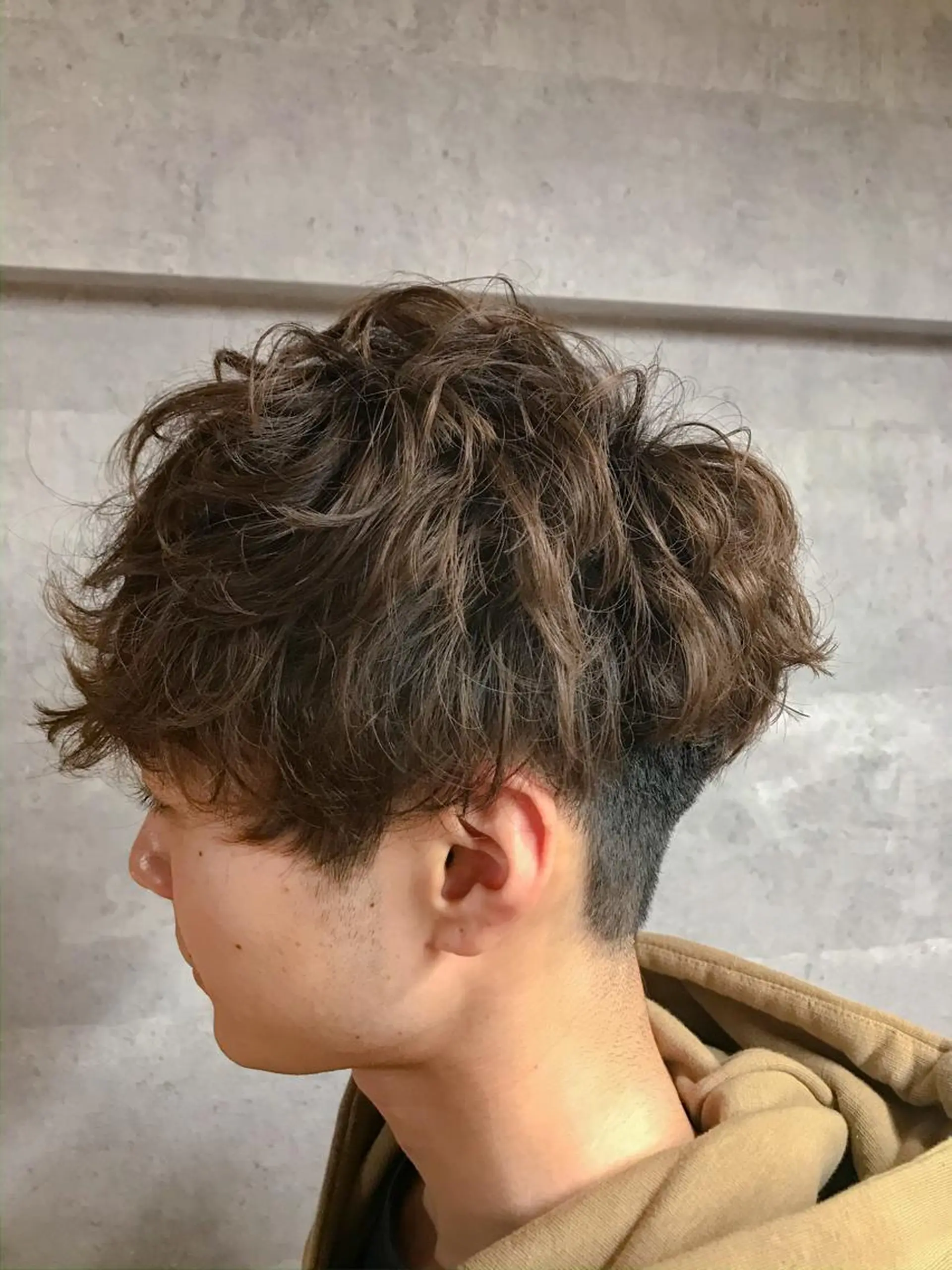 ショート パーマ メンズ カット ヘアカラー パーマ トリートメント ヘッドスパ 久保亮太 /大人ショートのヘアスタイル