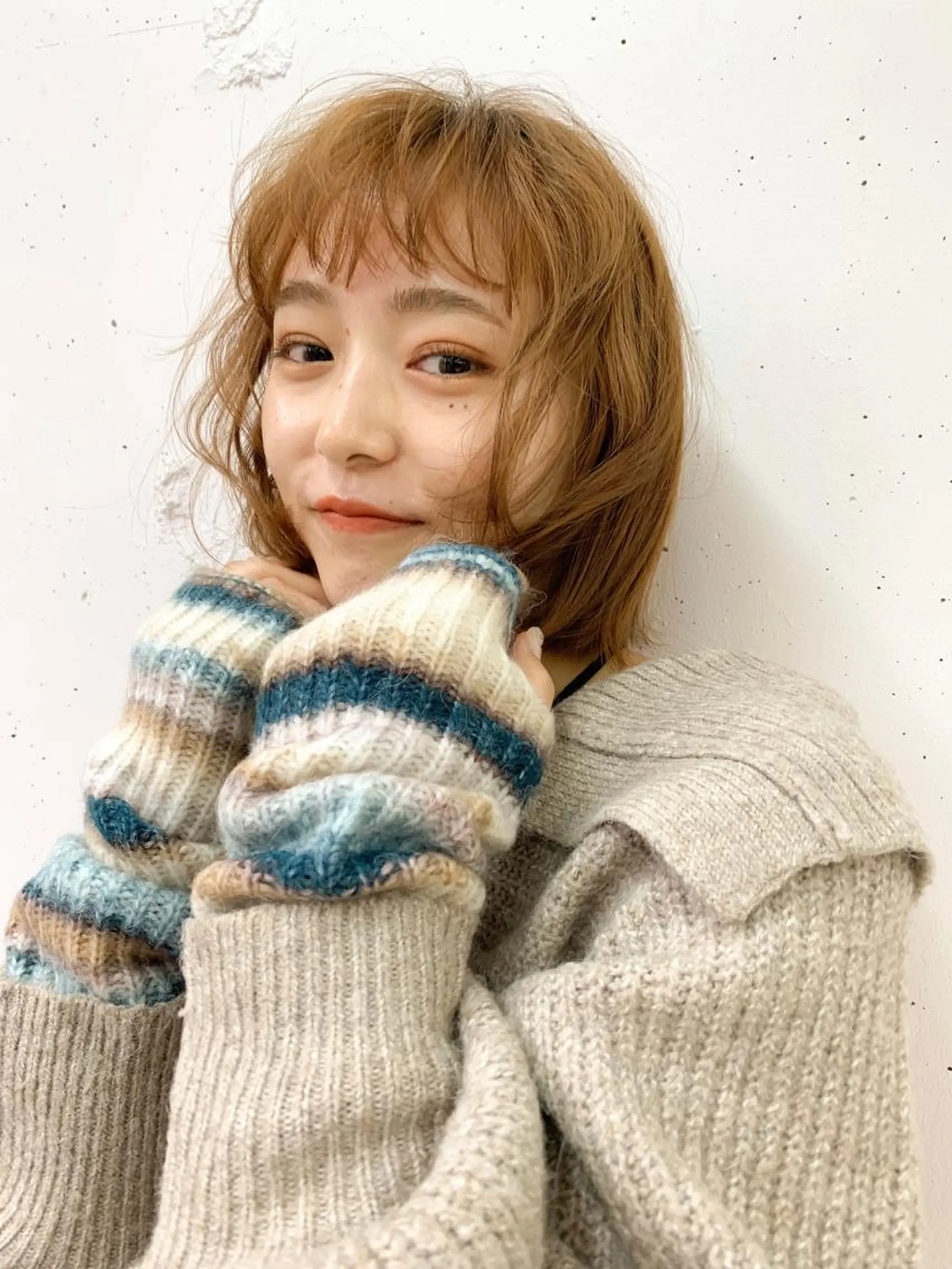 ショート カラー raika .のヘアスタイル