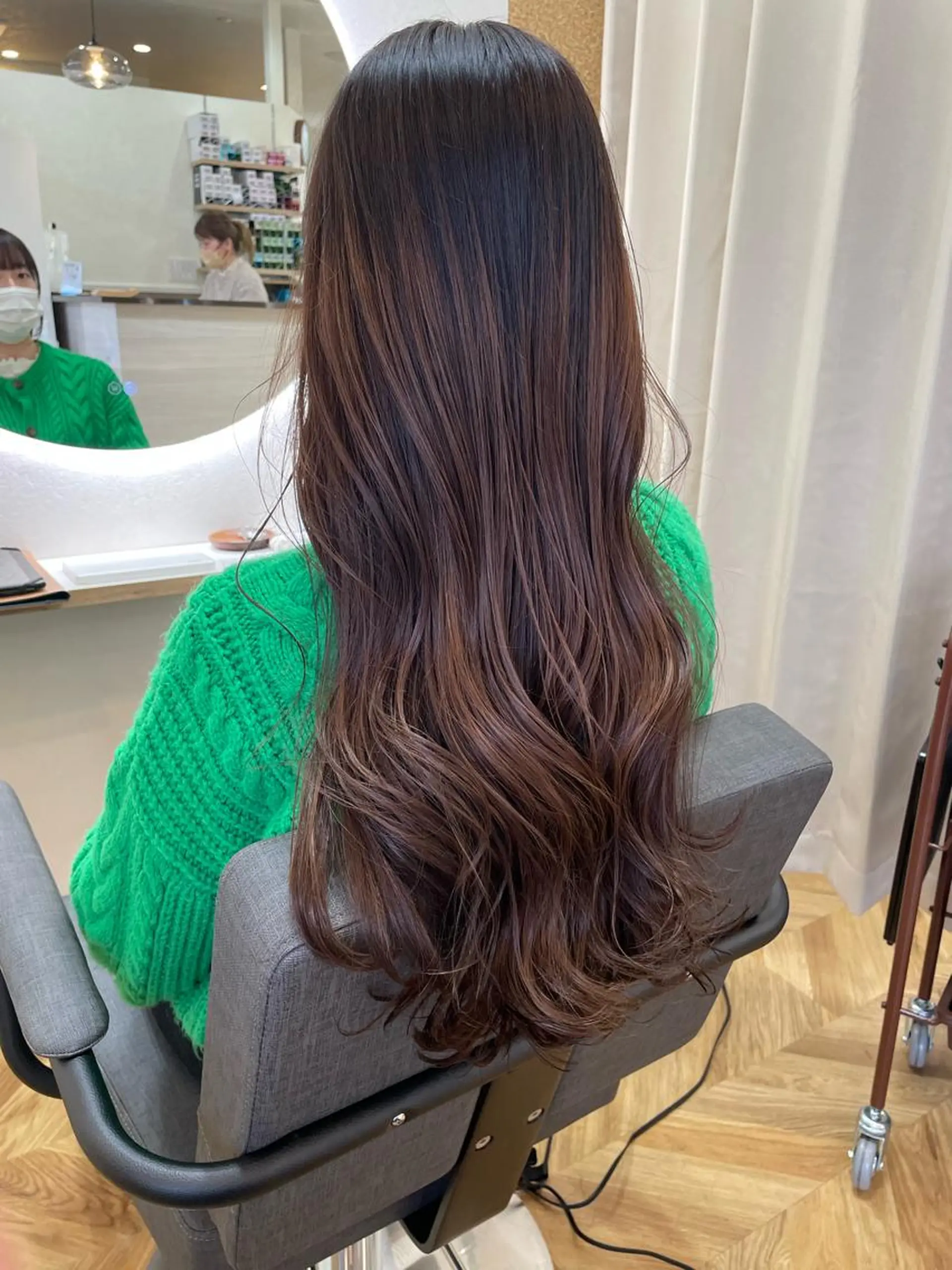 ロング カット トリートメント TELA HAIR 大網店所属・TELAHAIRマネ ージャー島袋昂也のヘアスタイル