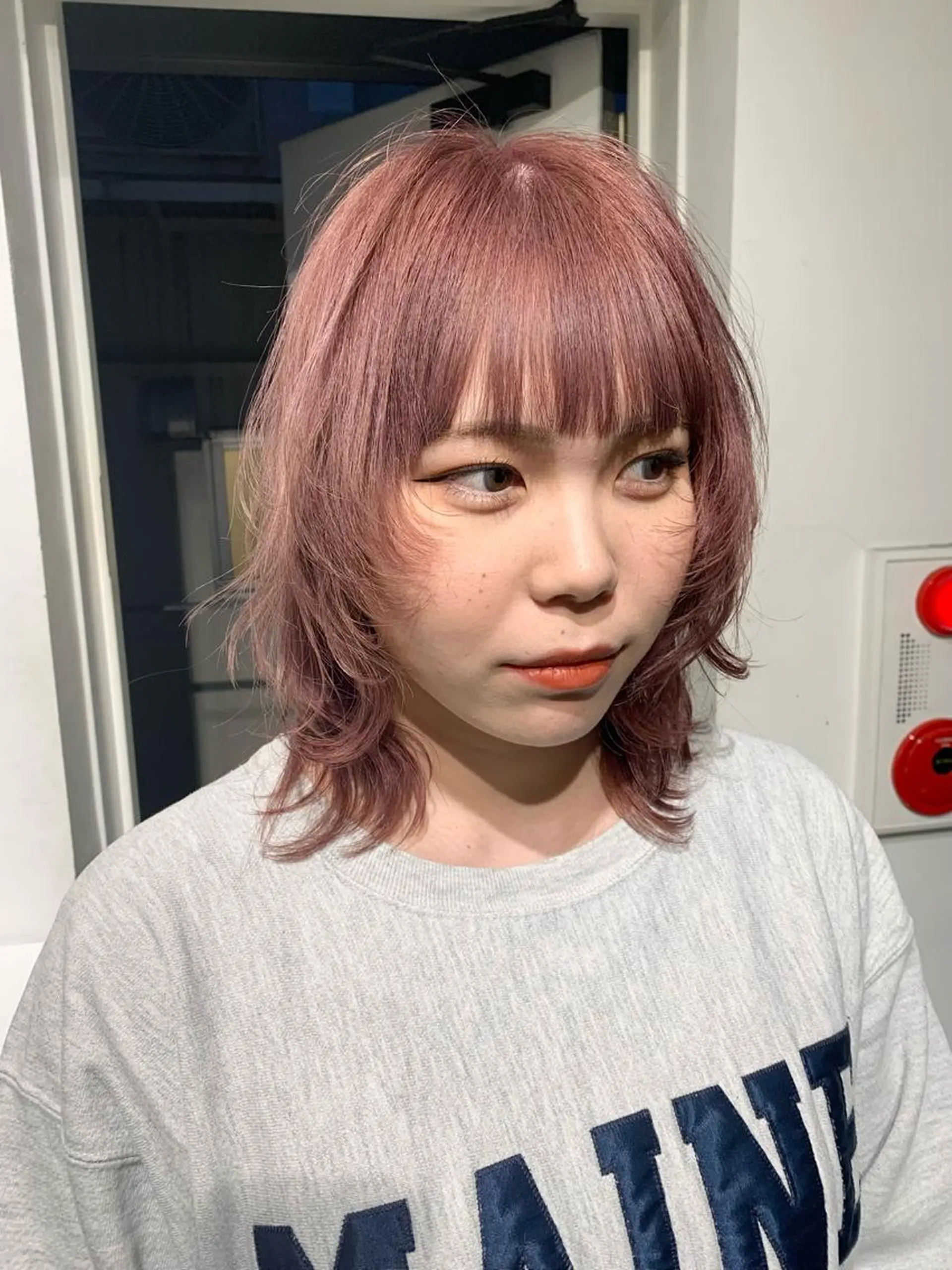ミディアム カラー ヘアカラー トリートメント レイヤーカット/艶髪 ✨💭KIRARIのヘアスタイル