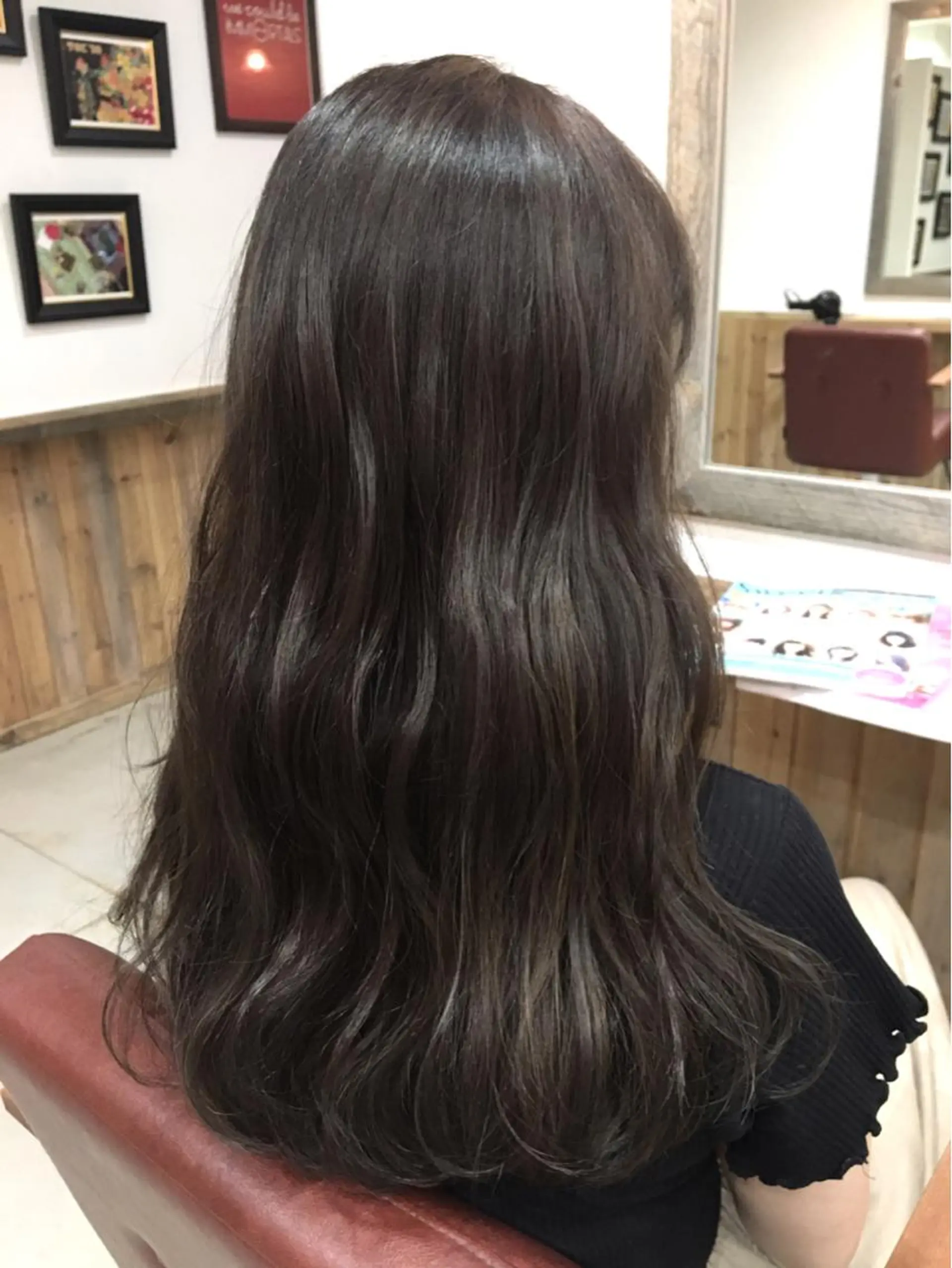 ロング カラー グレージュ ハイライトカラー ハイライト Oasis所属・🦋Oasis RINA 🦋のヘアスタイル