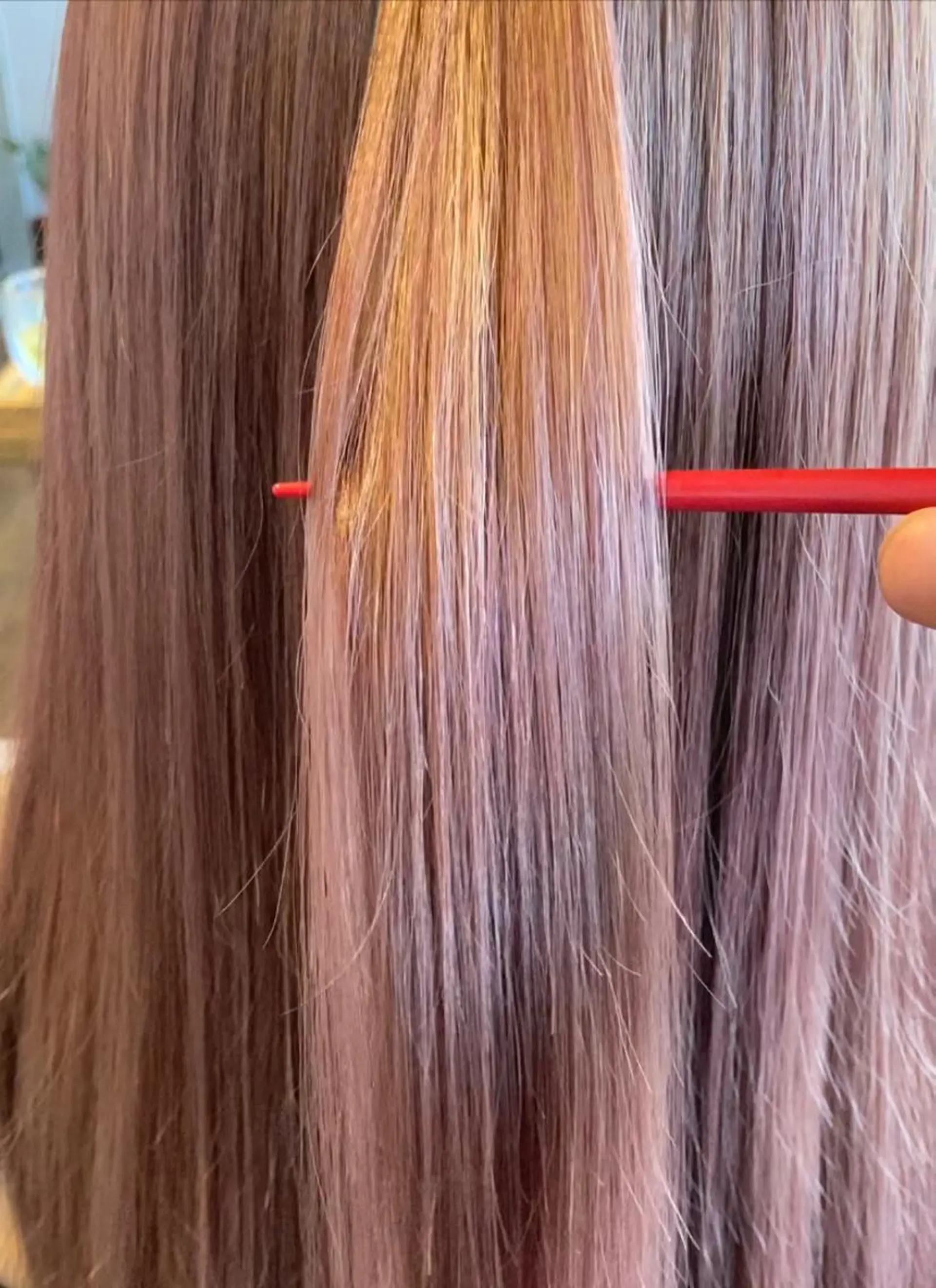 ロング タカツド ユウキのヘアスタイル