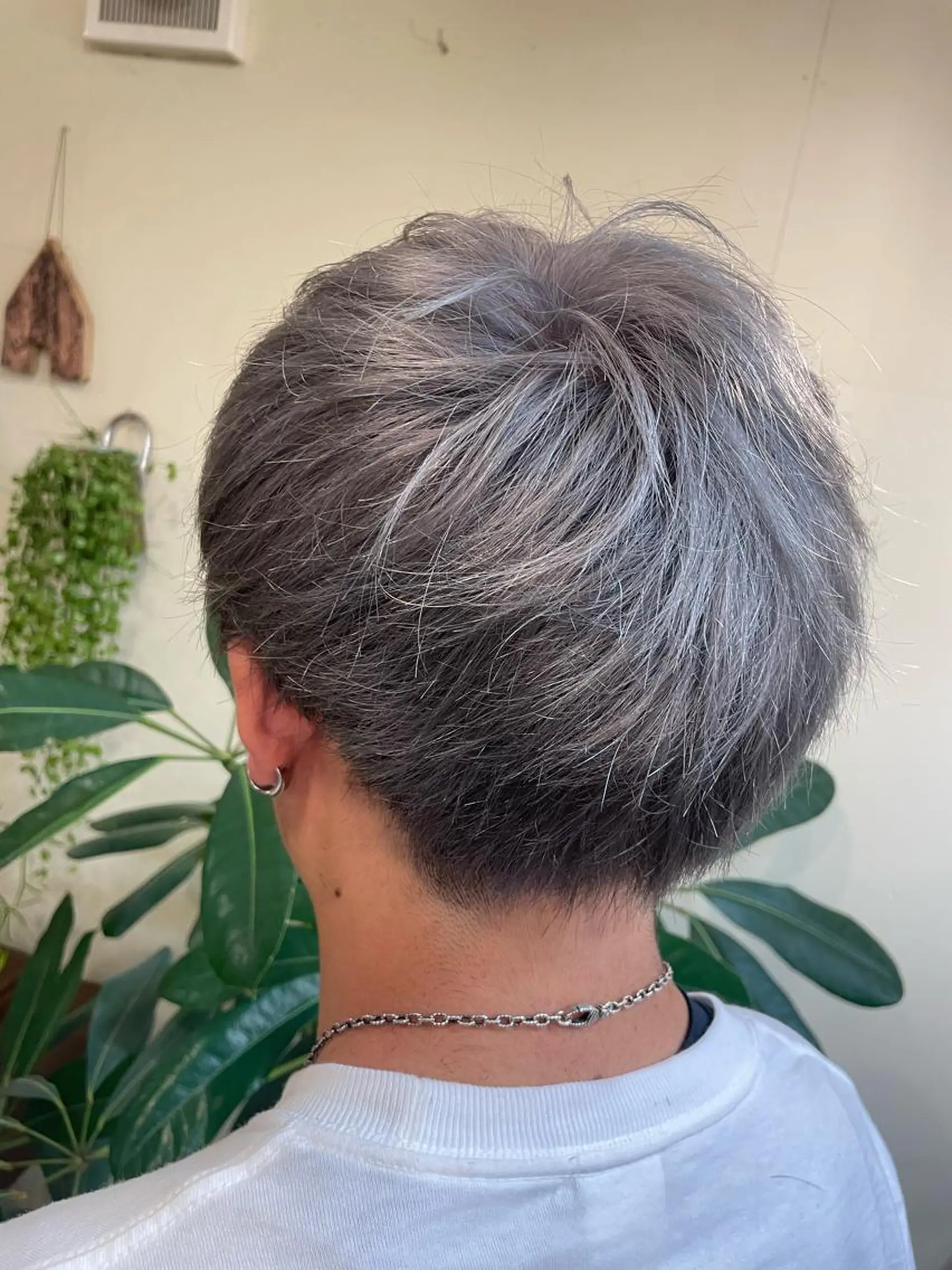 ショート 💖推しカラー💖 オタク美容師✂ゆづきのヘアスタイル