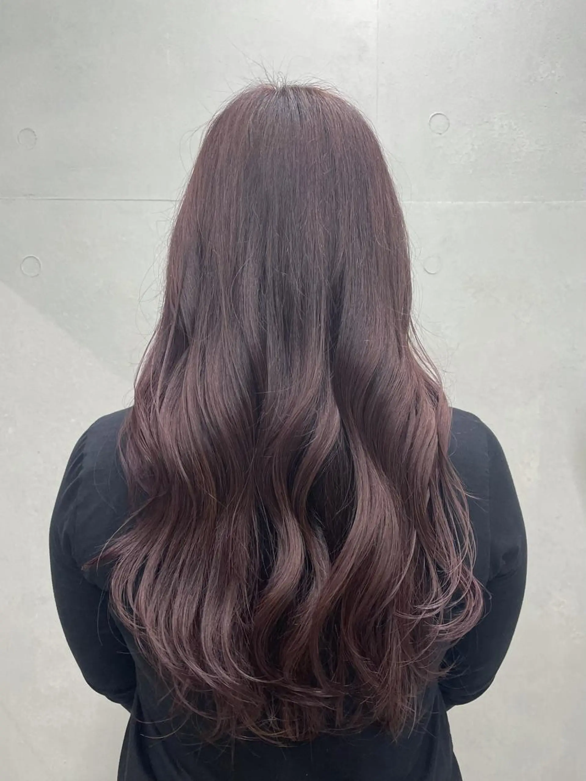 ロング カラー IO イオリのヘアスタイル