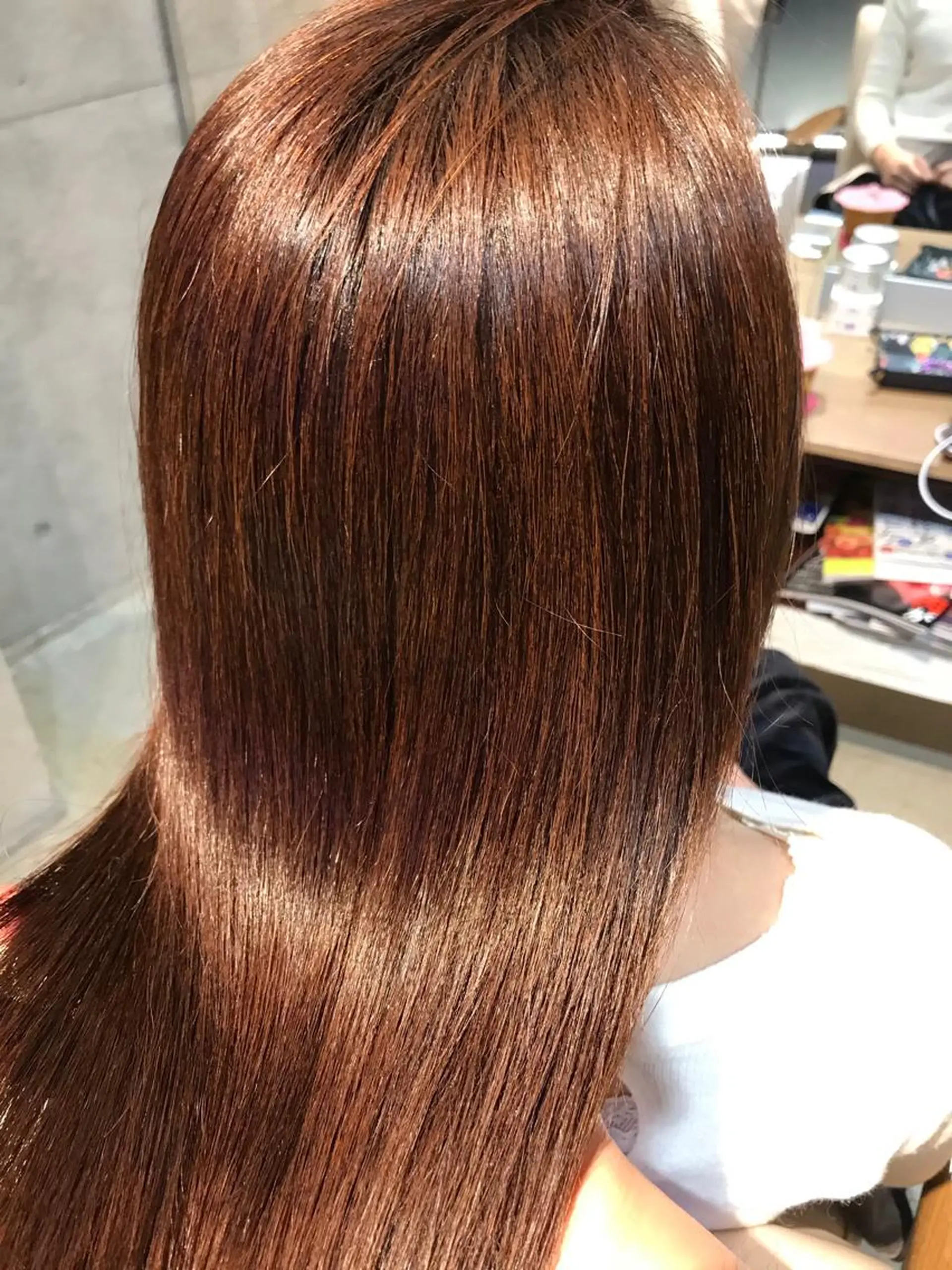 セミロング カラー パーマ ストレートパーマ アドミラルYoshi oのヘアスタイル