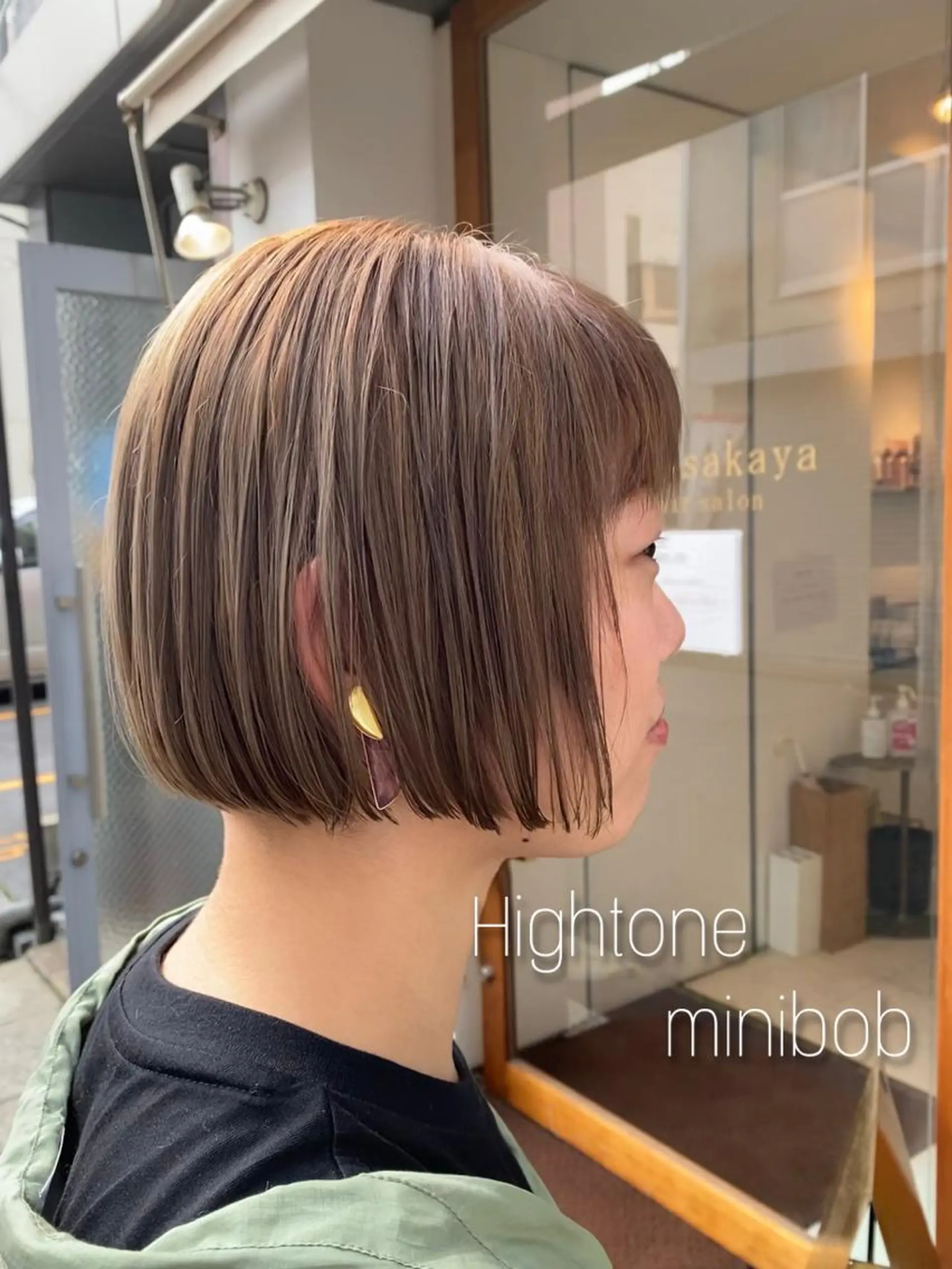 ミディアム カラー ボブ 安永 涼のヘアスタイル