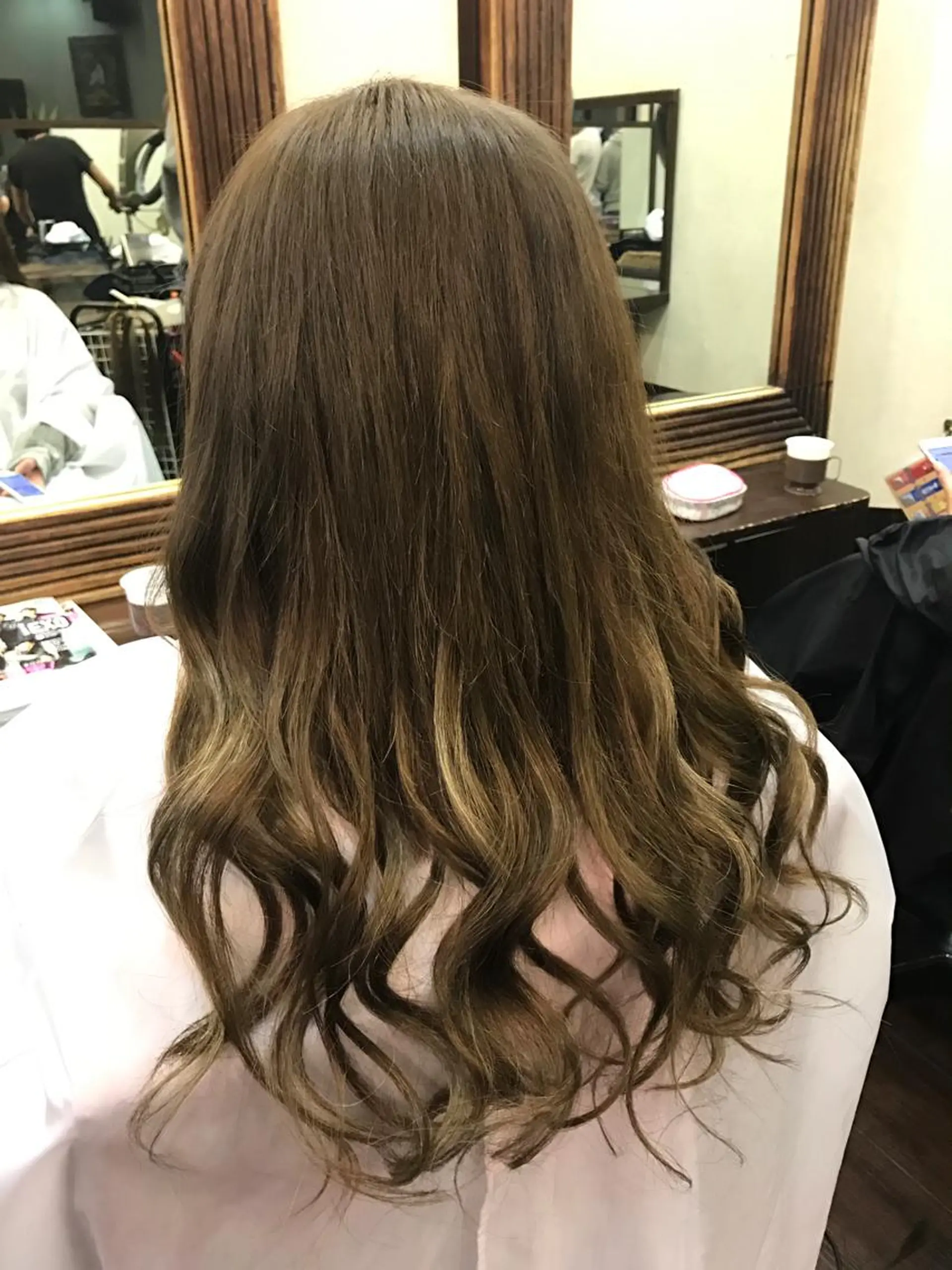 ミディアム セミロング ロング カラー 編み込みエクステ エクステ ALLY（アリー）所属・ミニモお気に入り数 No.1宍戸雄弥のヘアスタイル