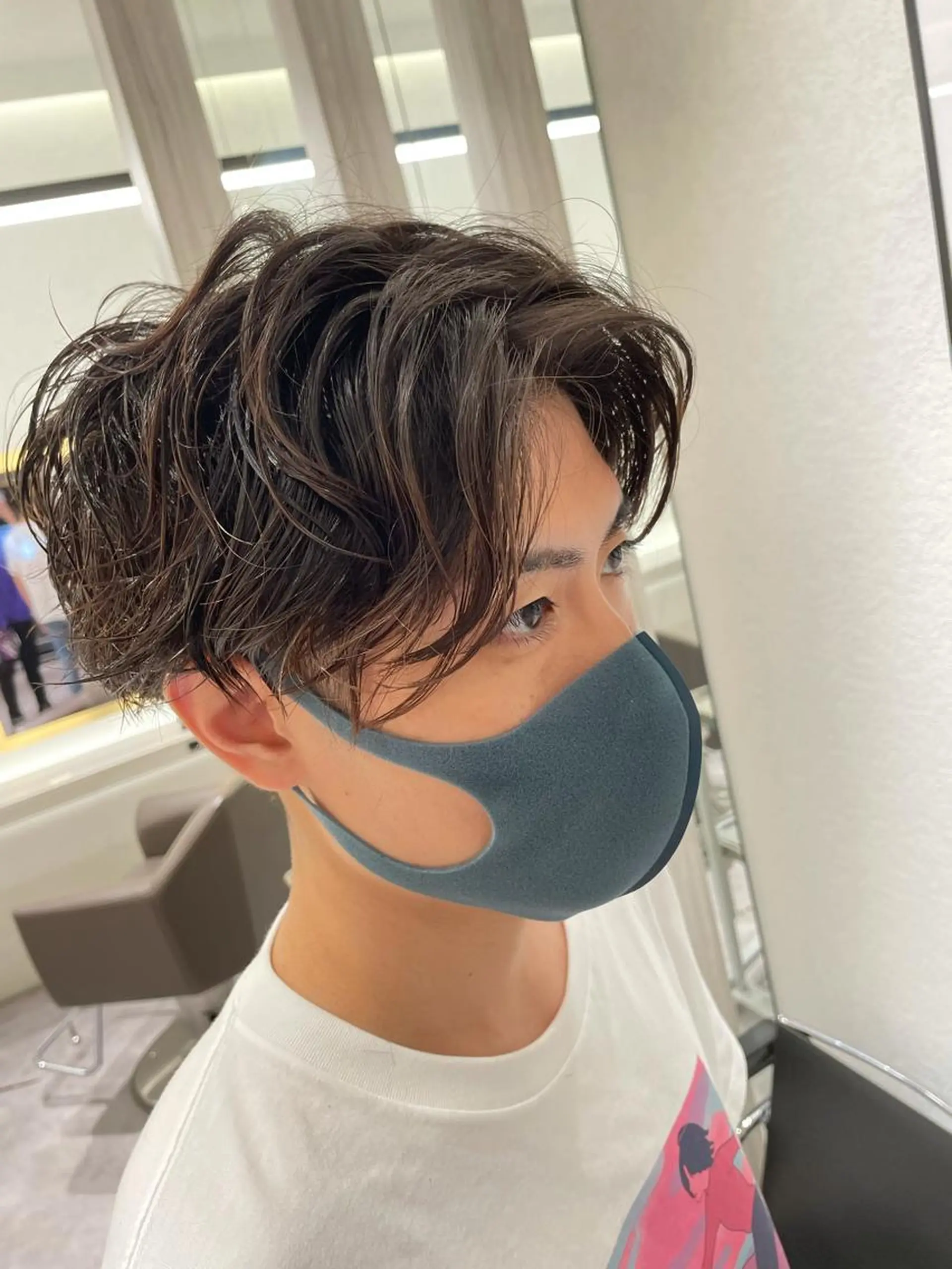 パーマ メンズ センターパート メンズパーマ スパイラルパーマ カット ヘアカラー パーマ メンズ特化店長✨ 9/10空◎岡本一真のヘアスタイル