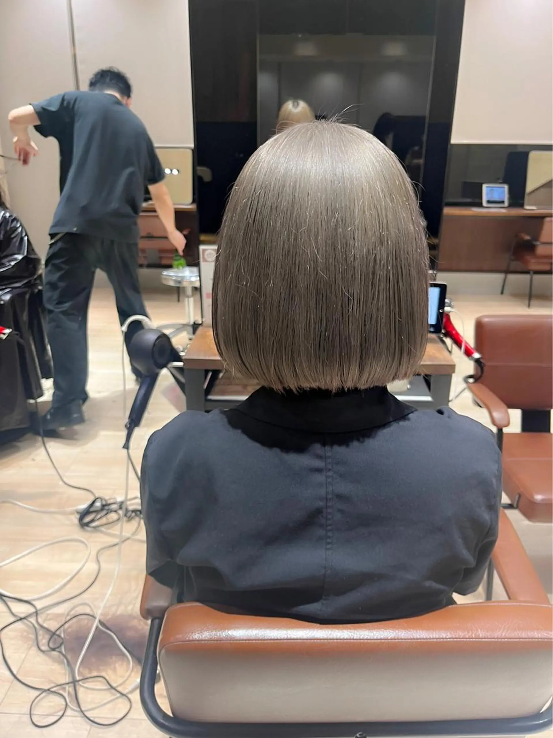 ミディアム カラー ブリーチ 透明感カラー ボブ カット 赤羽今日子/レイヤー /盛れる顔まわりのヘアスタイル