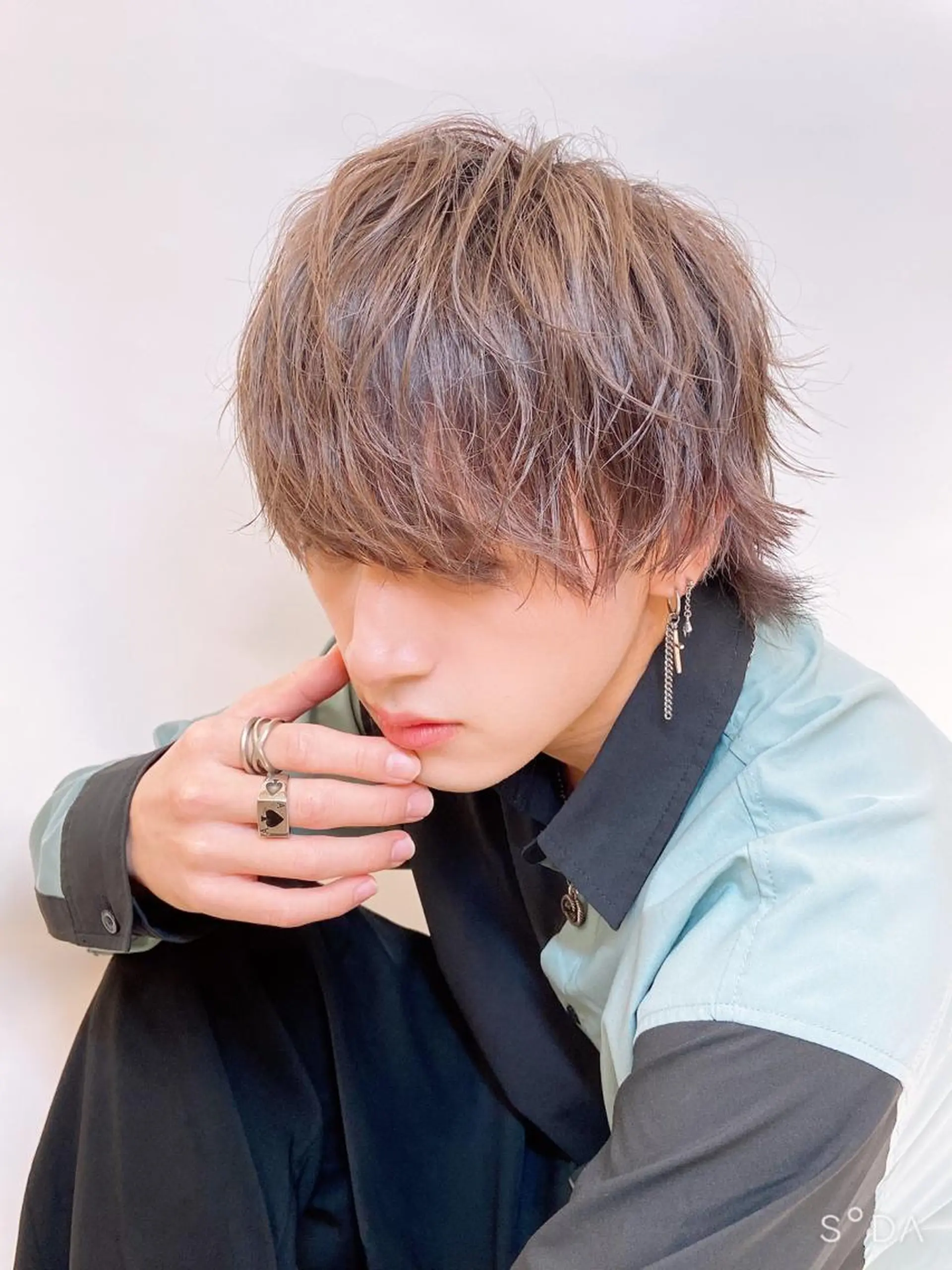 メンズ 心斎橋バレイヤージュ 小林勝貴のヘアスタイル