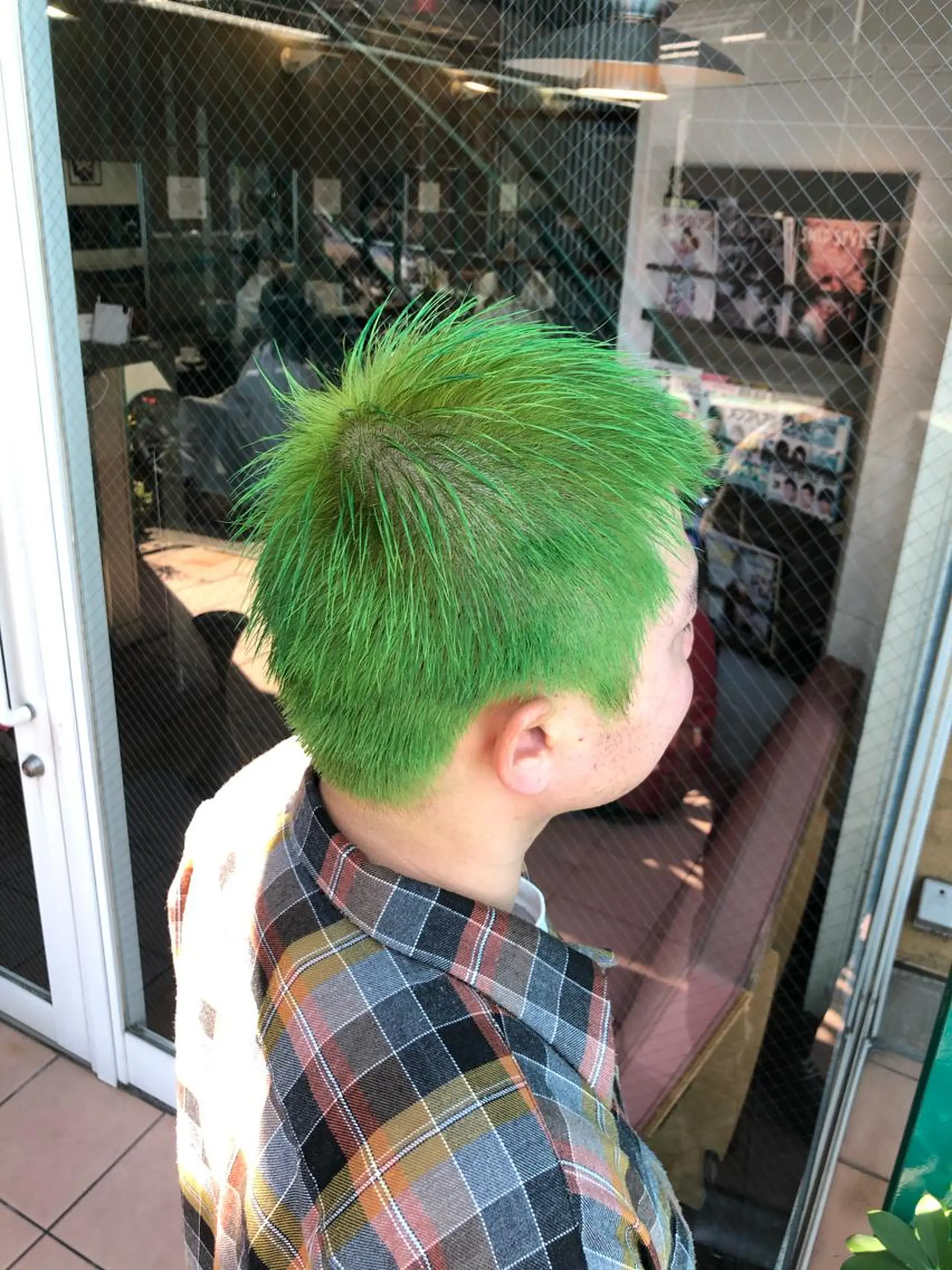 ショート カラー メンズ カット ヘアカラー ROBOT   PLUS所属・大野 悠平のヘアスタイル