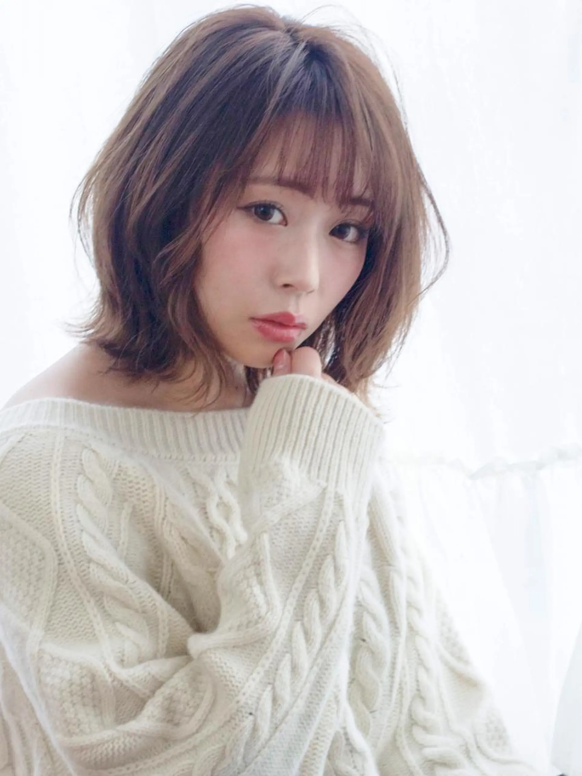 ミディアム ボブ カット ヘアカラー トリートメント ＨＩ ROのヘアスタイル