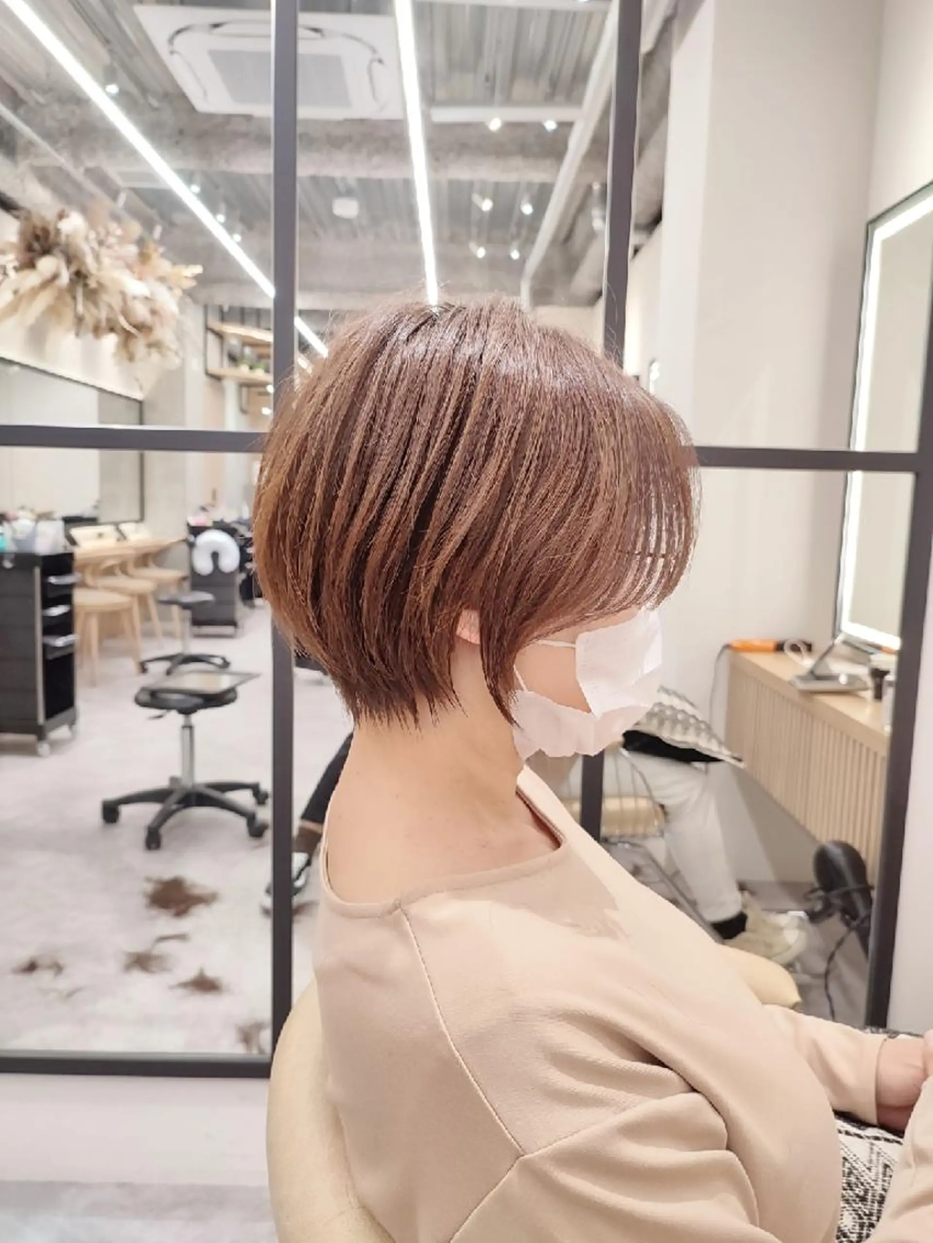 ショート カラー 丸みショート ショートヘア Lond profil 浦和所属・【韓国・ショー ト・パーマ】店長海気のヘアスタイル