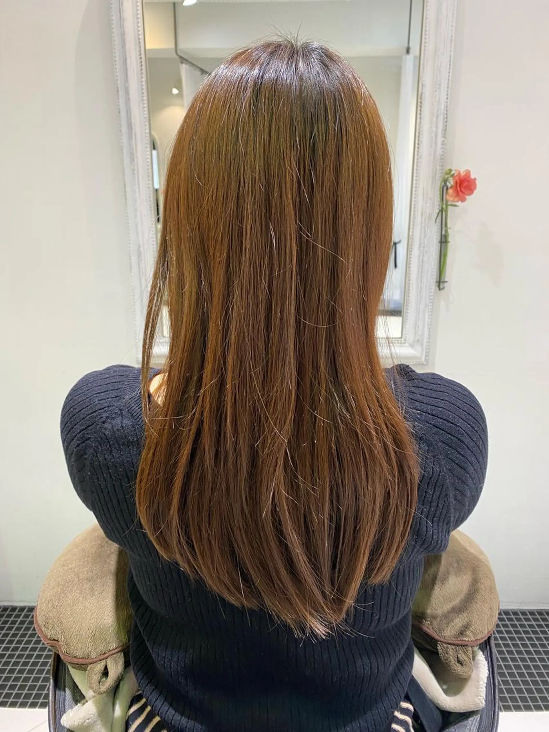 セミロング カラー ヘアカラー ducha所属・DUCHA Tomida naoのヘアスタイル