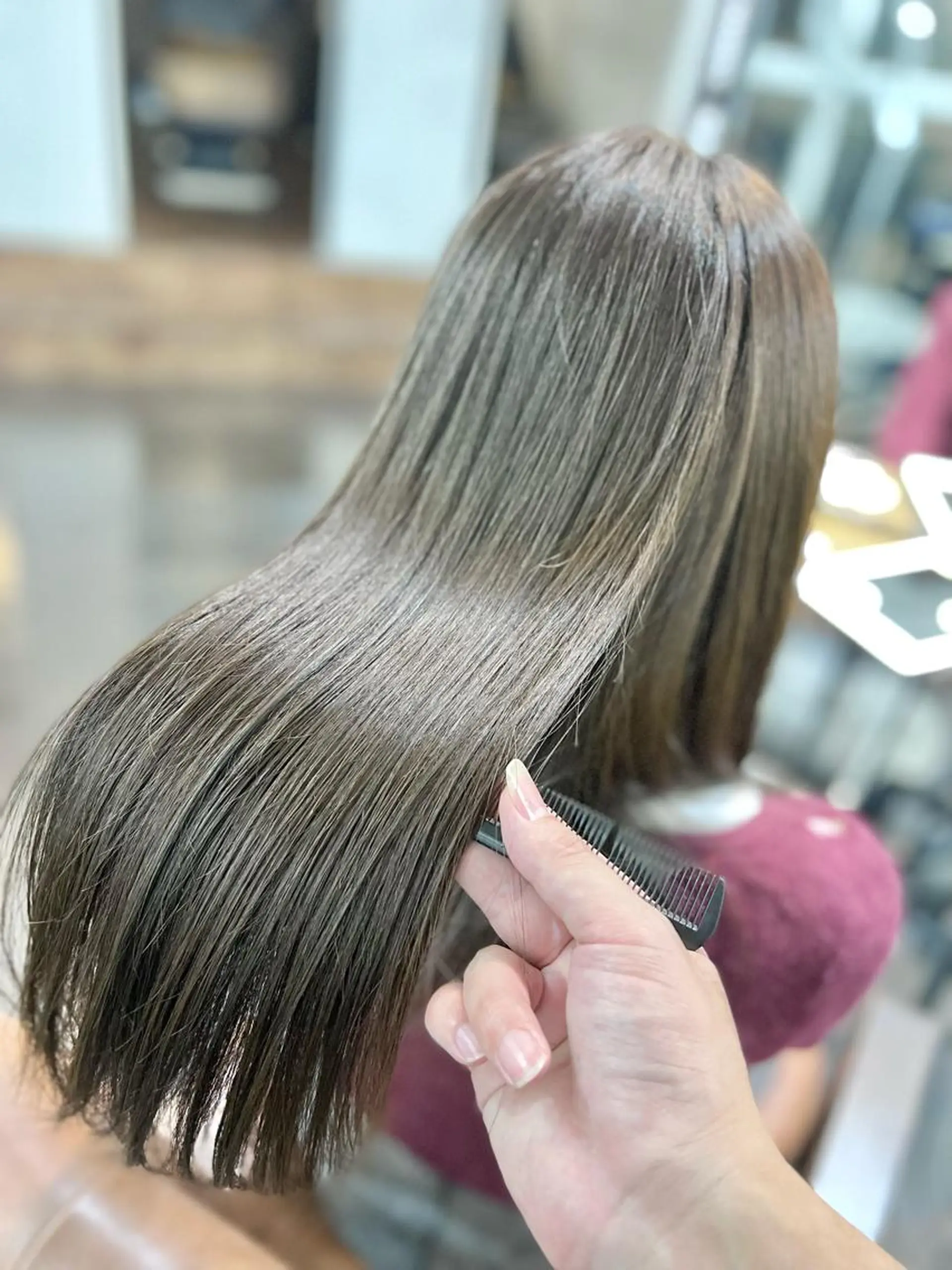 セミロング カット ヘアカラー ブリーチ毛に縮毛矯正 ✨カラー✨山田 正幸のヘアスタイル