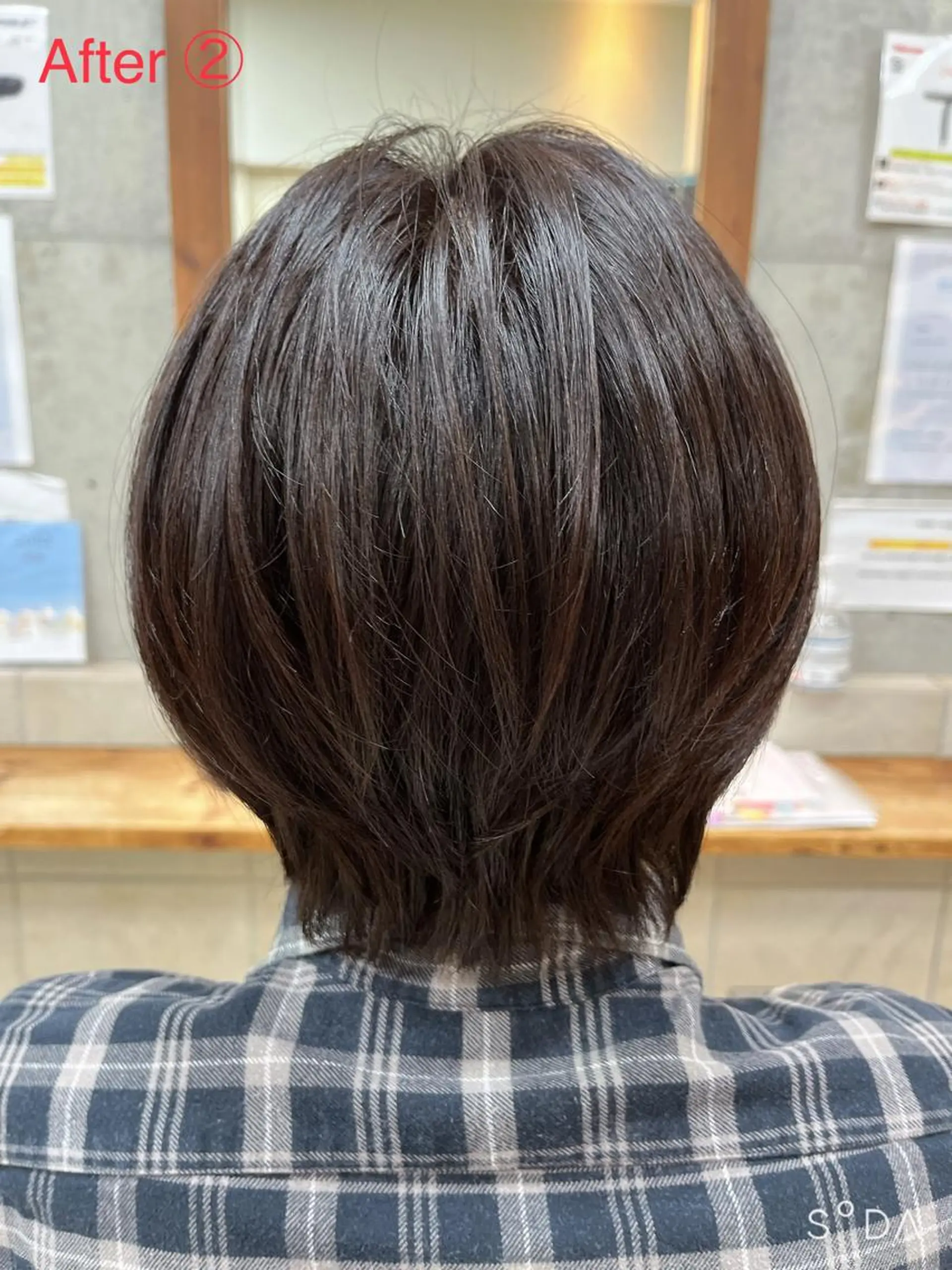 ショート ヘアカラー vis-a-vis　板橋店所属・たなか なおのヘアスタイル
