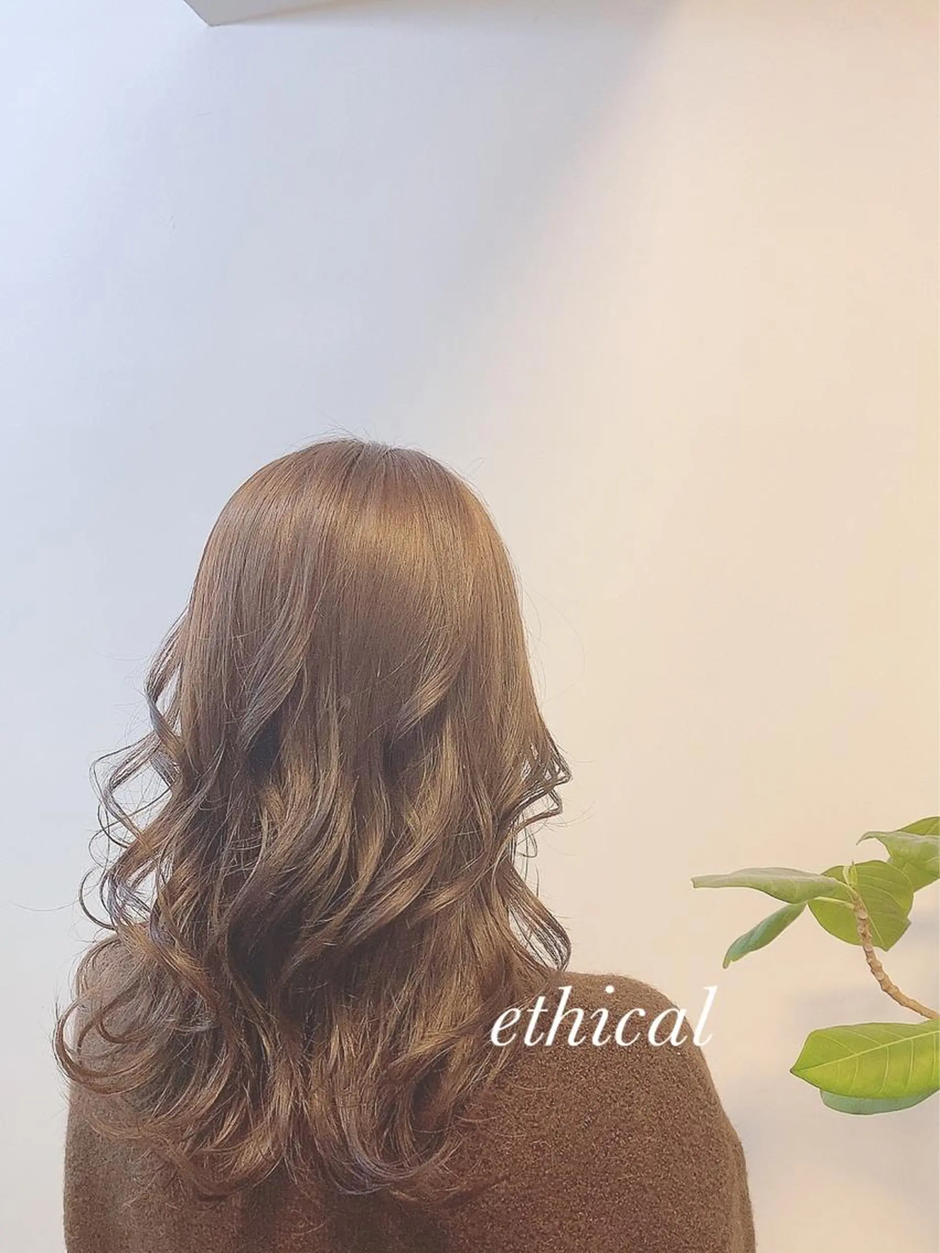 ロング カラー 【エシカル】 HOSOMIのヘアスタイル