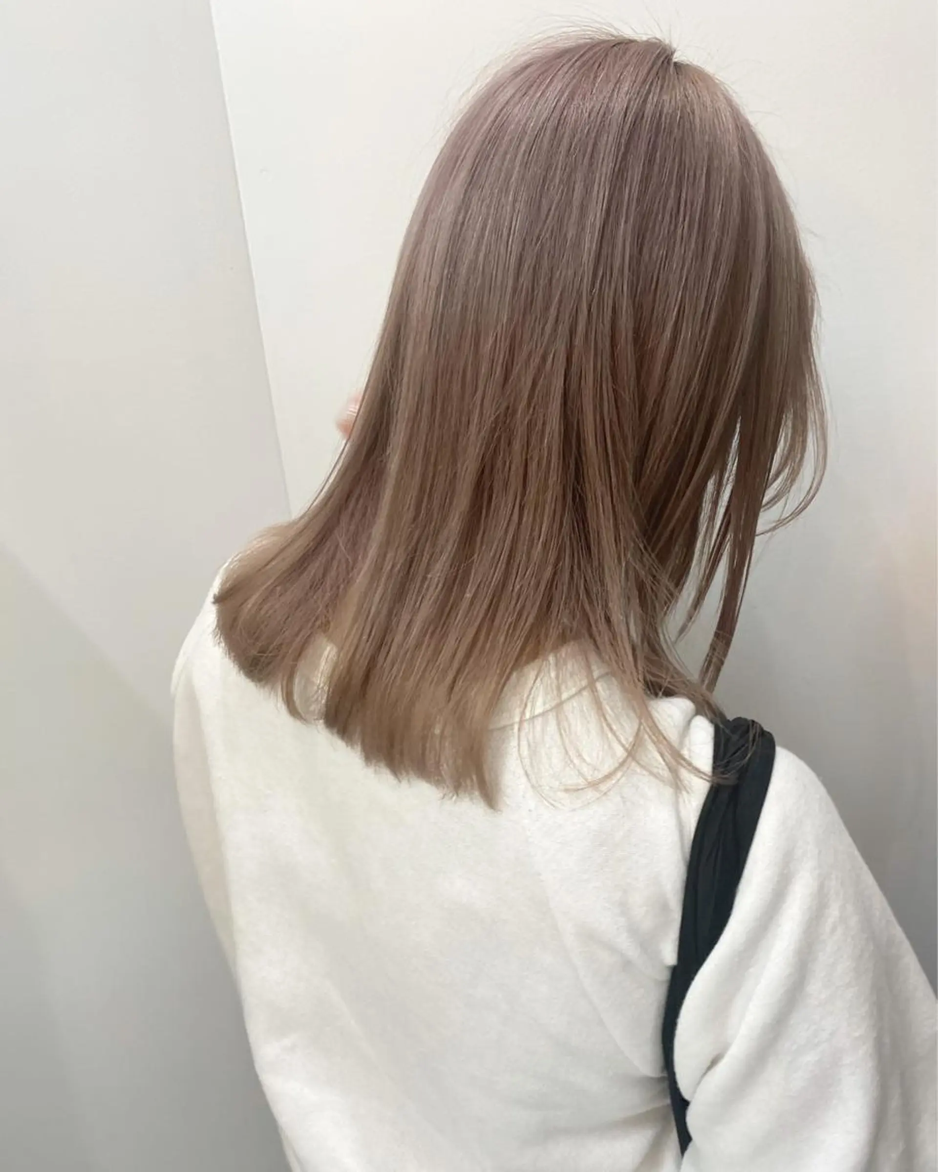 セミロング SALOWIN下北No.R店所属・୨୧柔らかいカラー nozomi ୨୧のヘアスタイル