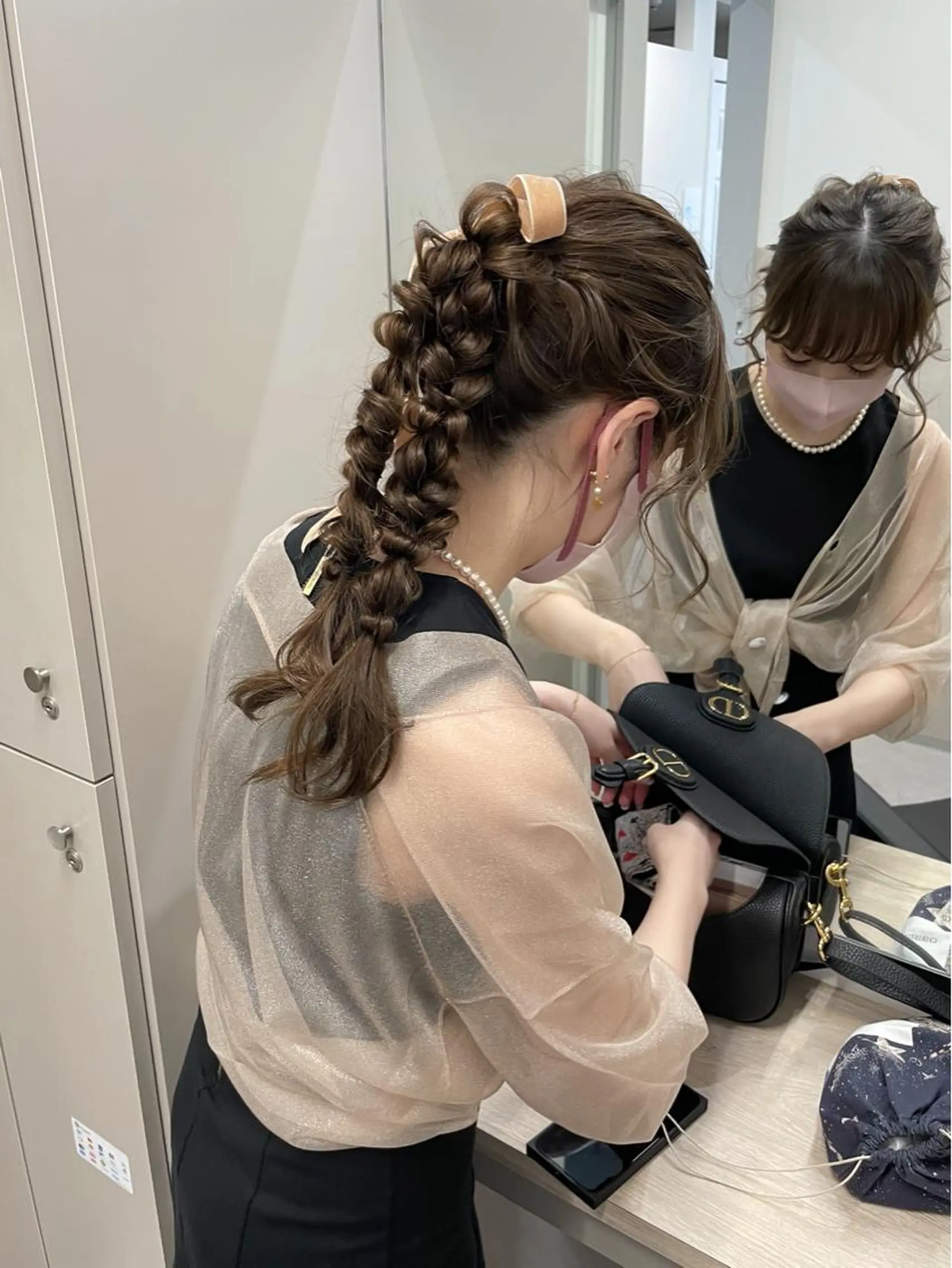 ロング カラー ヘアアレンジ ポニーテール autre所属・大久保 ひでなりのヘアスタイル