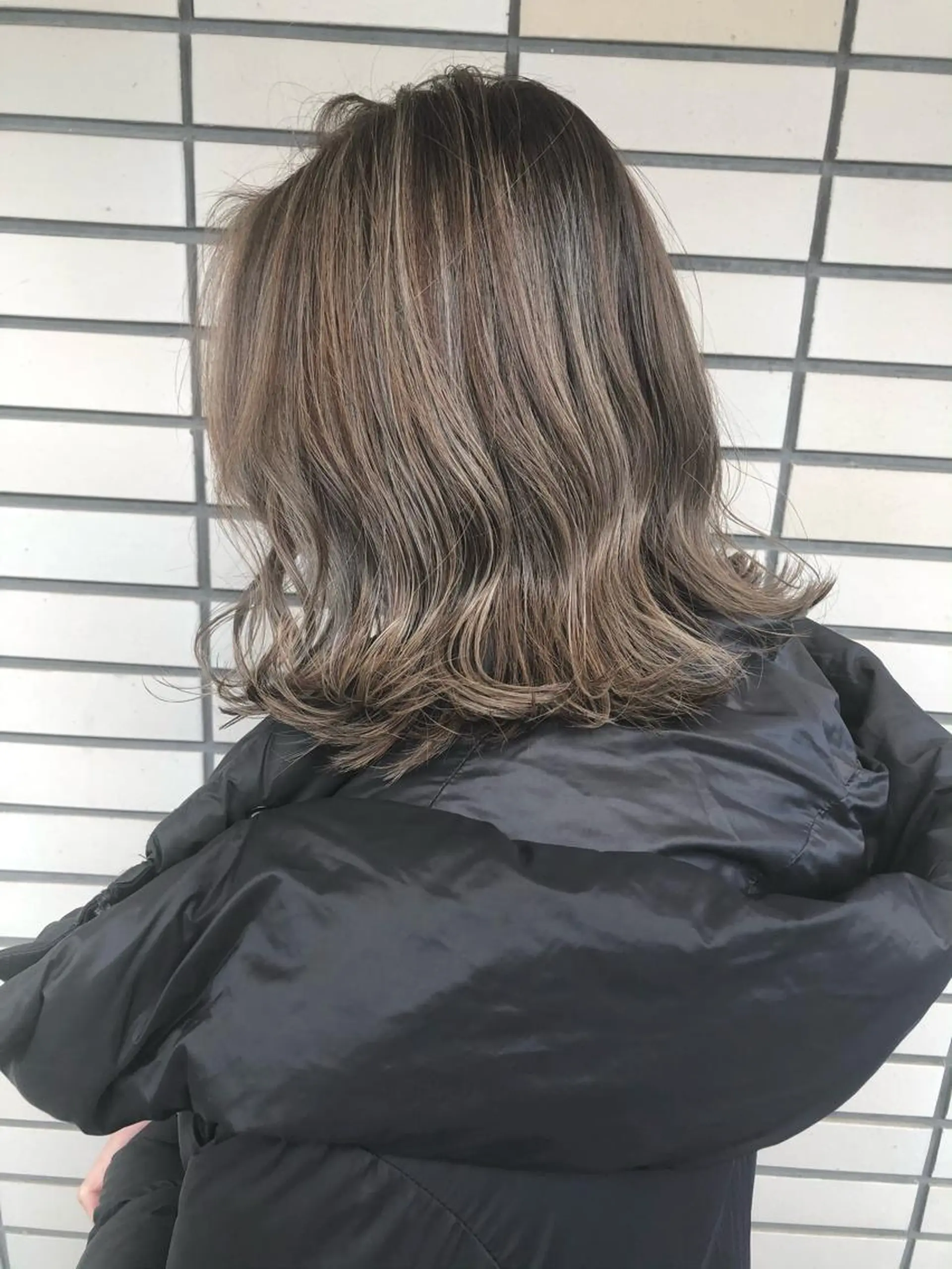 ミディアム カラー ハイライトカラー ハイライト ヘアカラー 2nd所属・🤍2nd🤍田所 美希のヘアスタイル