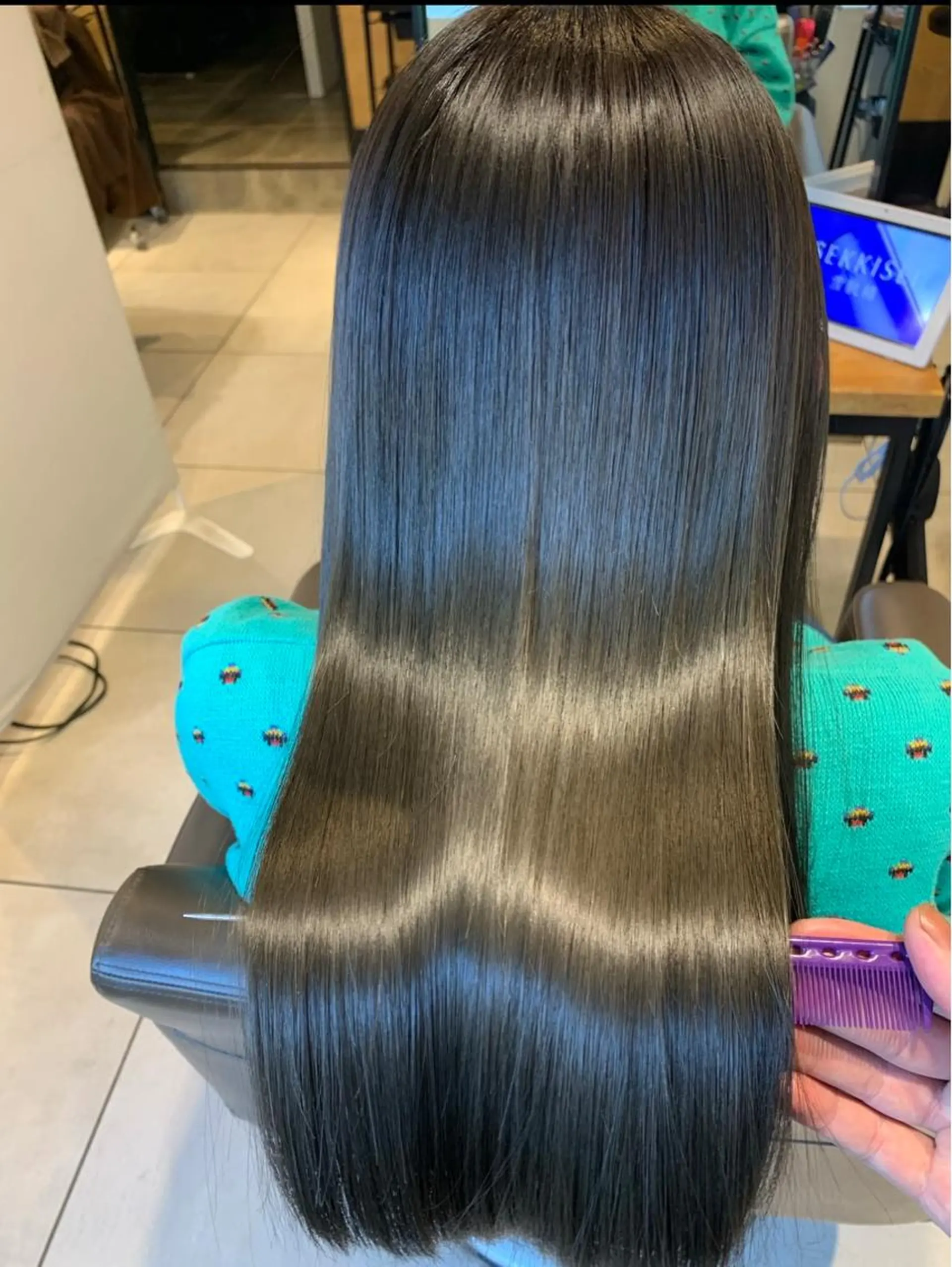 ロング ヘアカラー トリートメント 乾かすだけでサラ艶に /髪質改善西村涼太のヘアスタイル