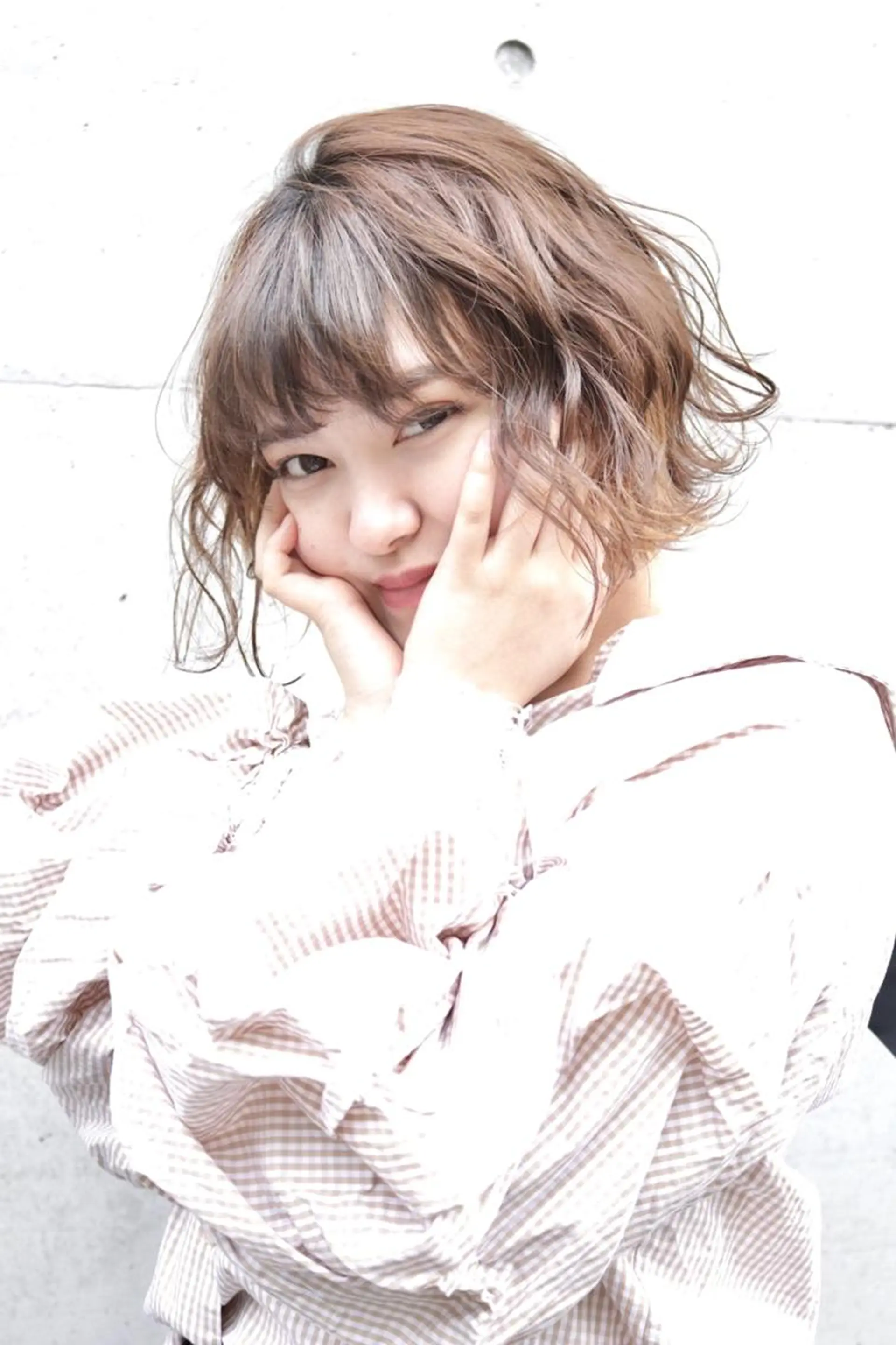 ミディアム カラー パーマ ヘアアレンジ 結婚式・ブライダル ミディアムパーマ ボブ くせ毛 外国人風カラー 増子 幹樹のヘアスタイル