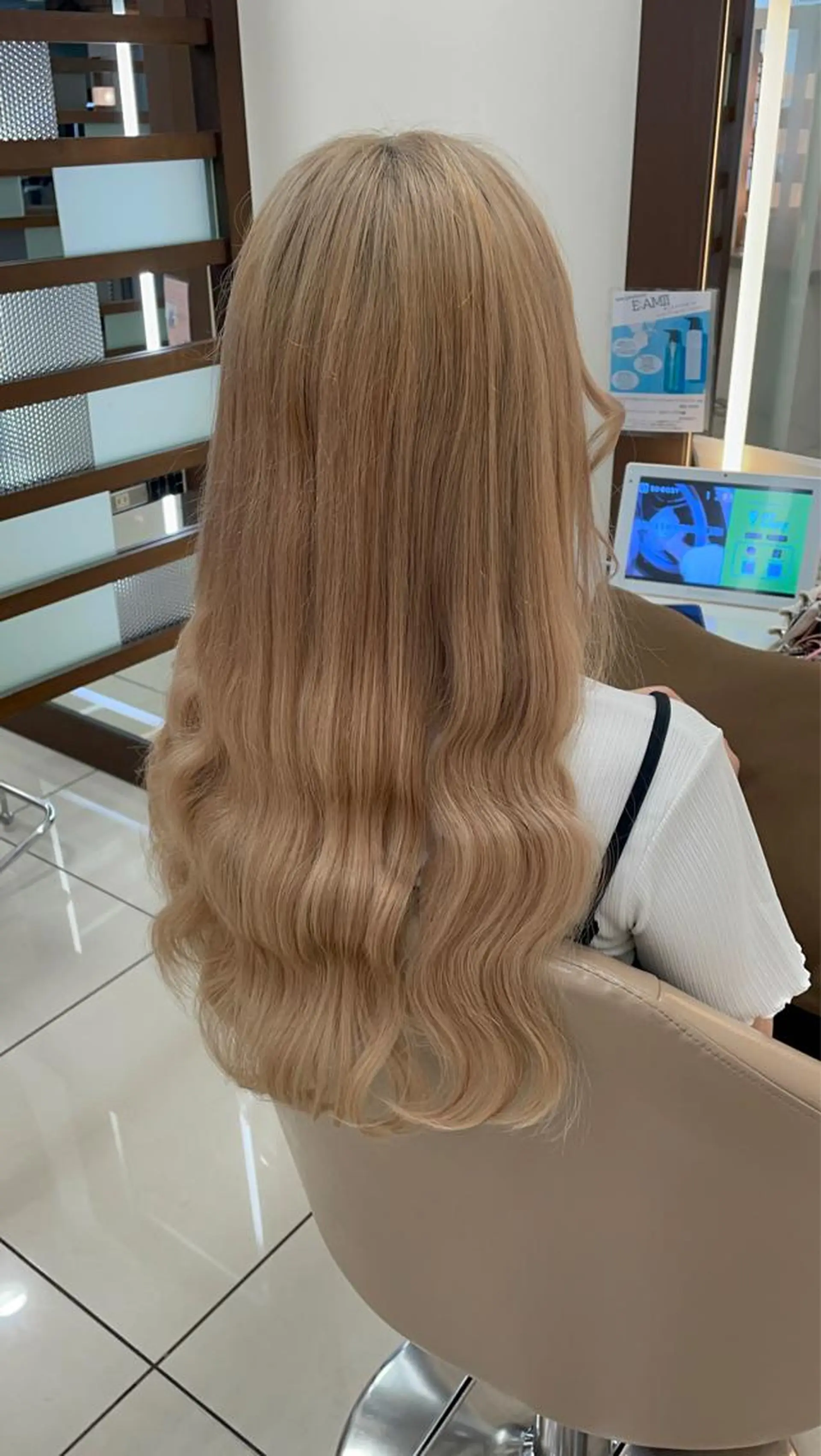 ロング エクステ エクステ シールエクステ/束感 マツエク/マツパのヘアスタイル