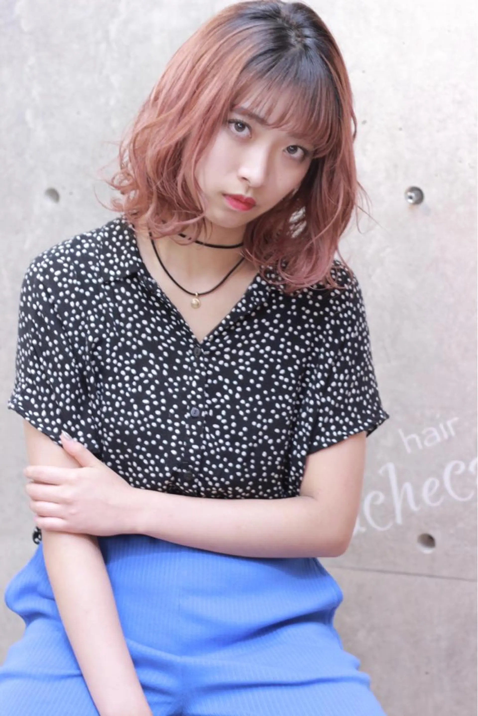 ミディアム カラー 及川 光のヘアスタイル